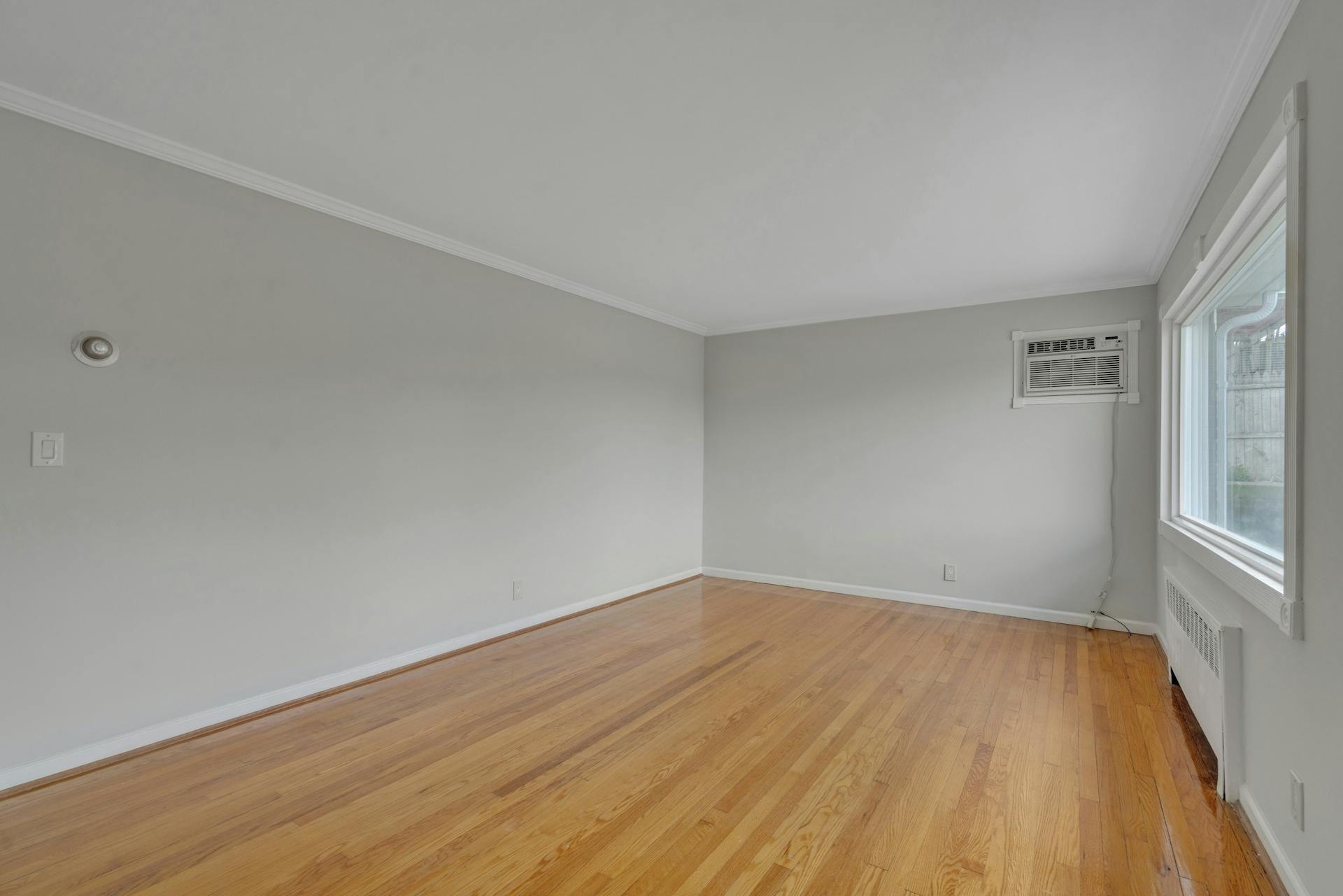 422 Thompson Street