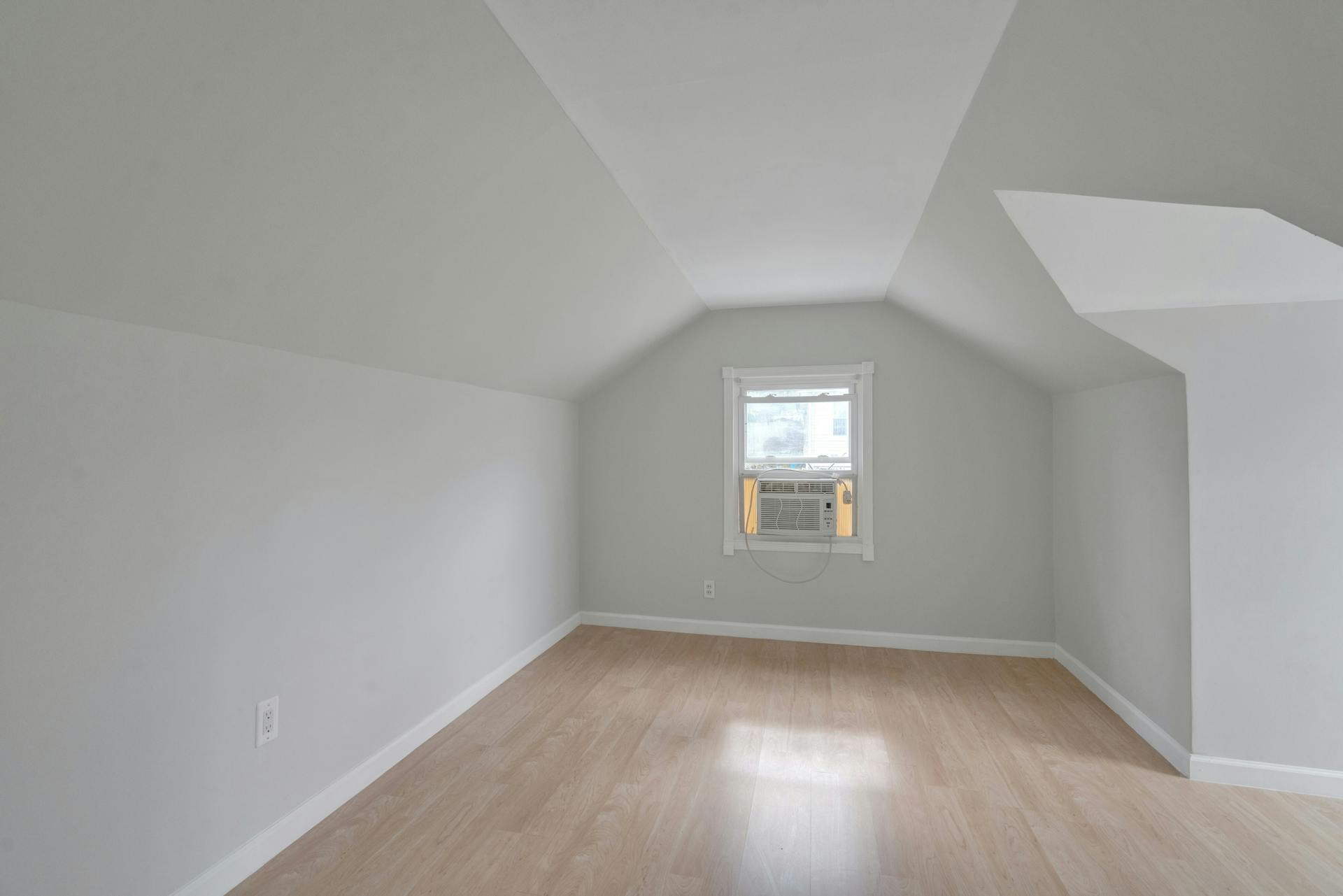 422 Thompson Street