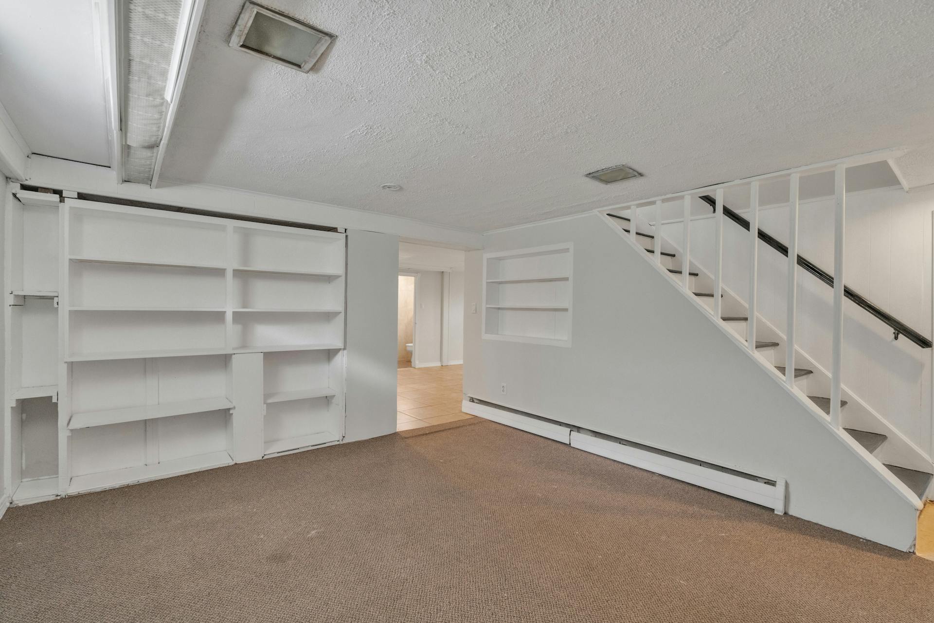 422 Thompson Street