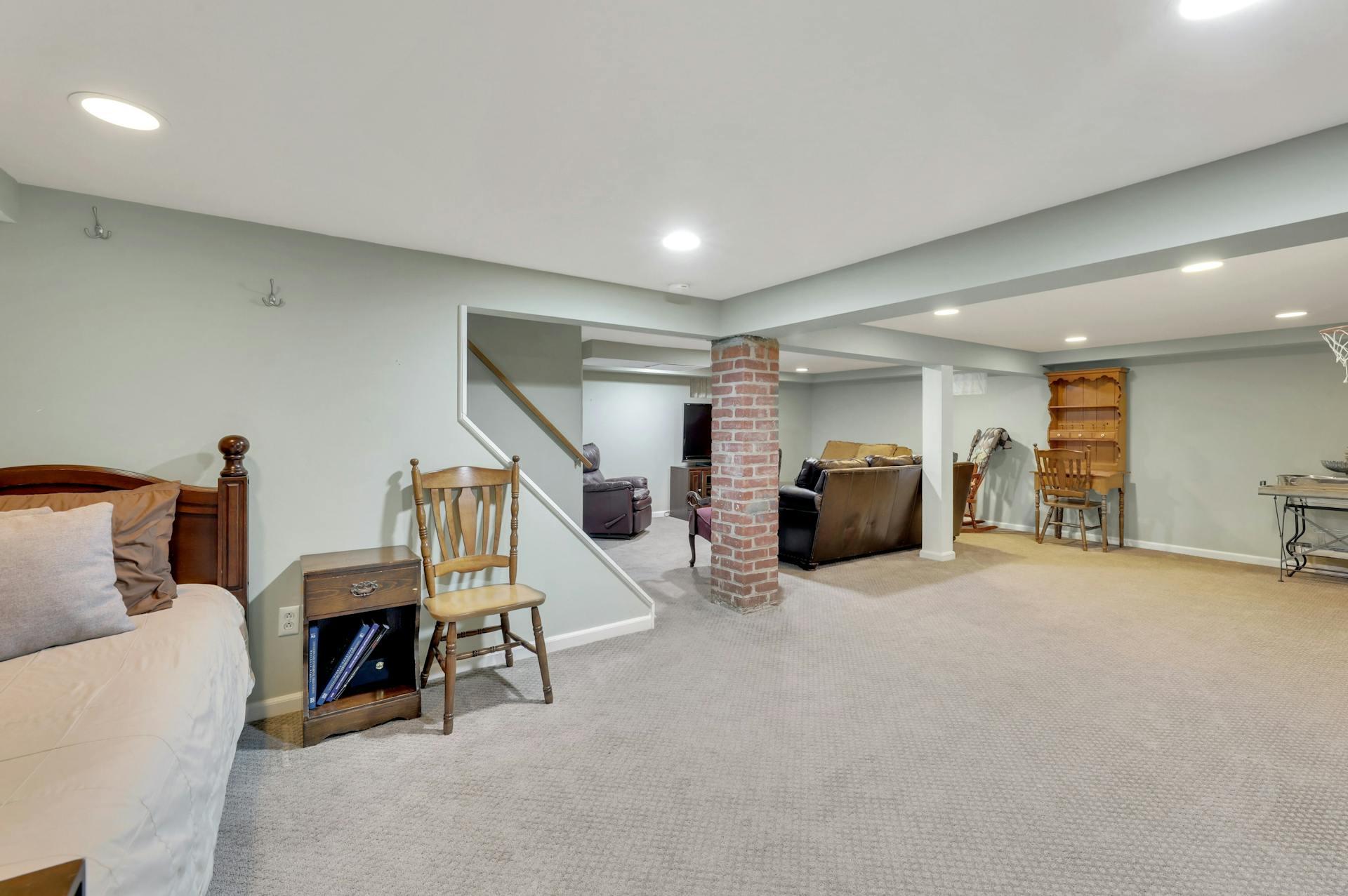 16 Northwood Avenue 
