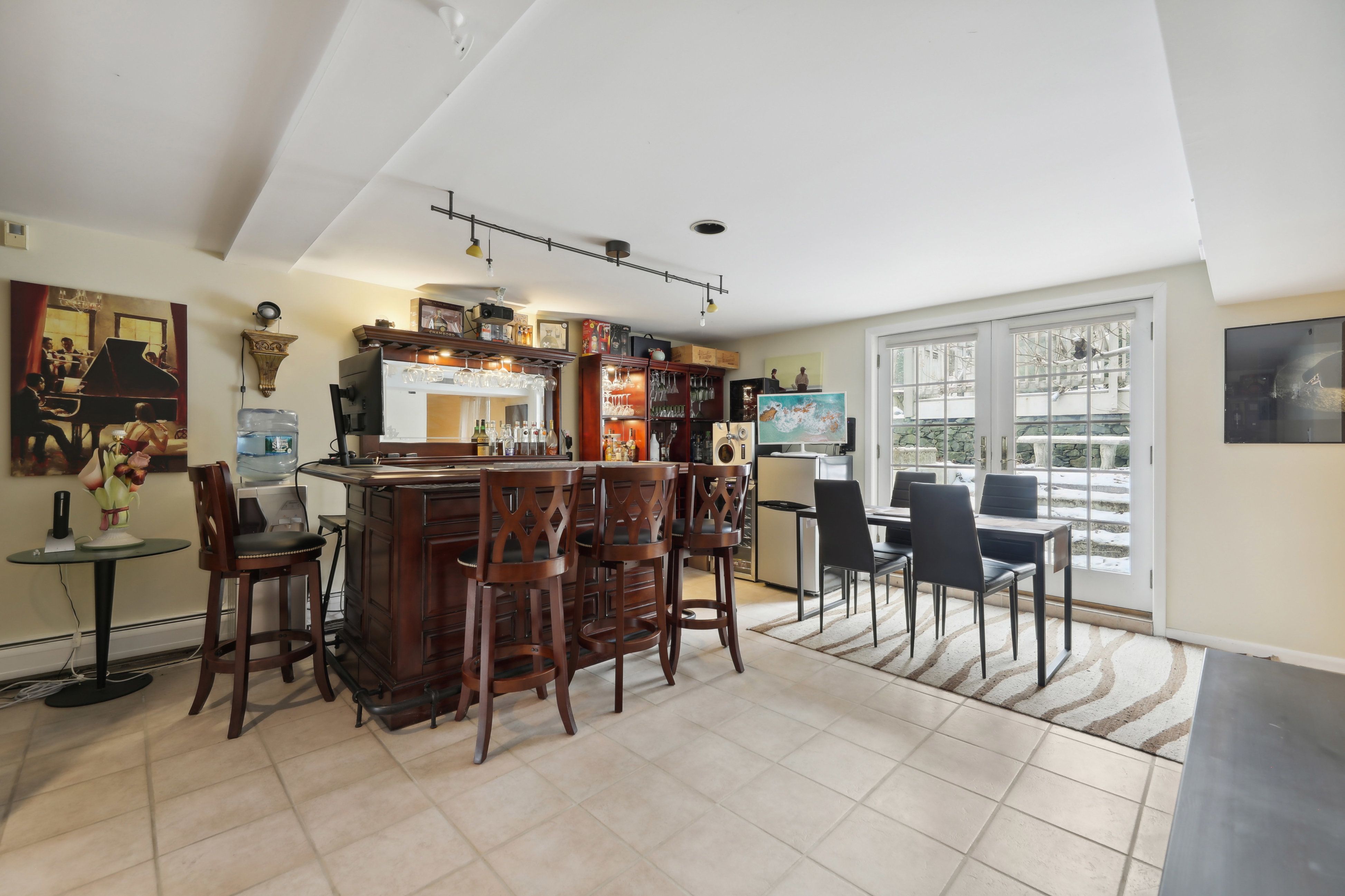 48 Jean Drive 