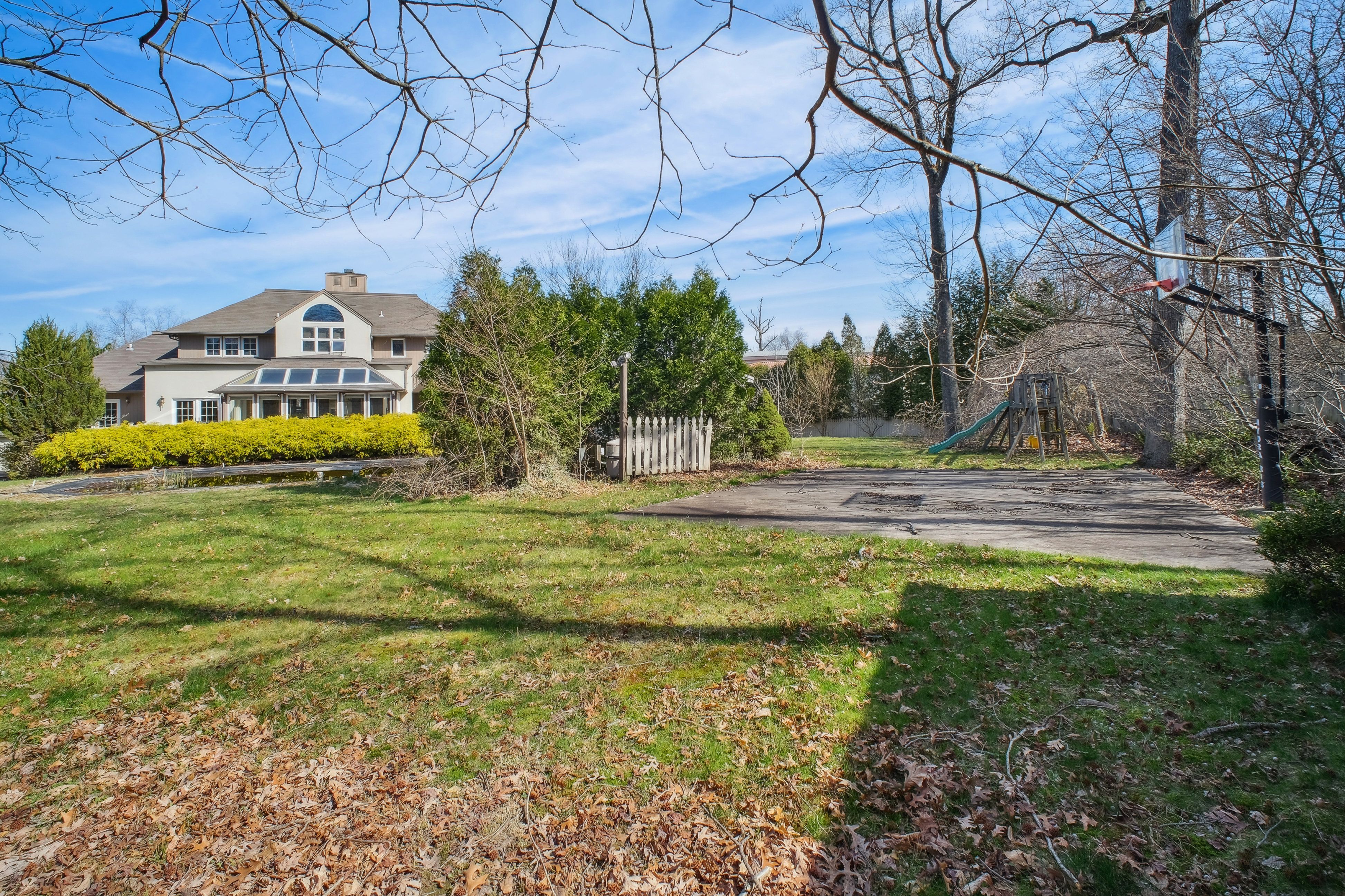 48 Jean Drive 