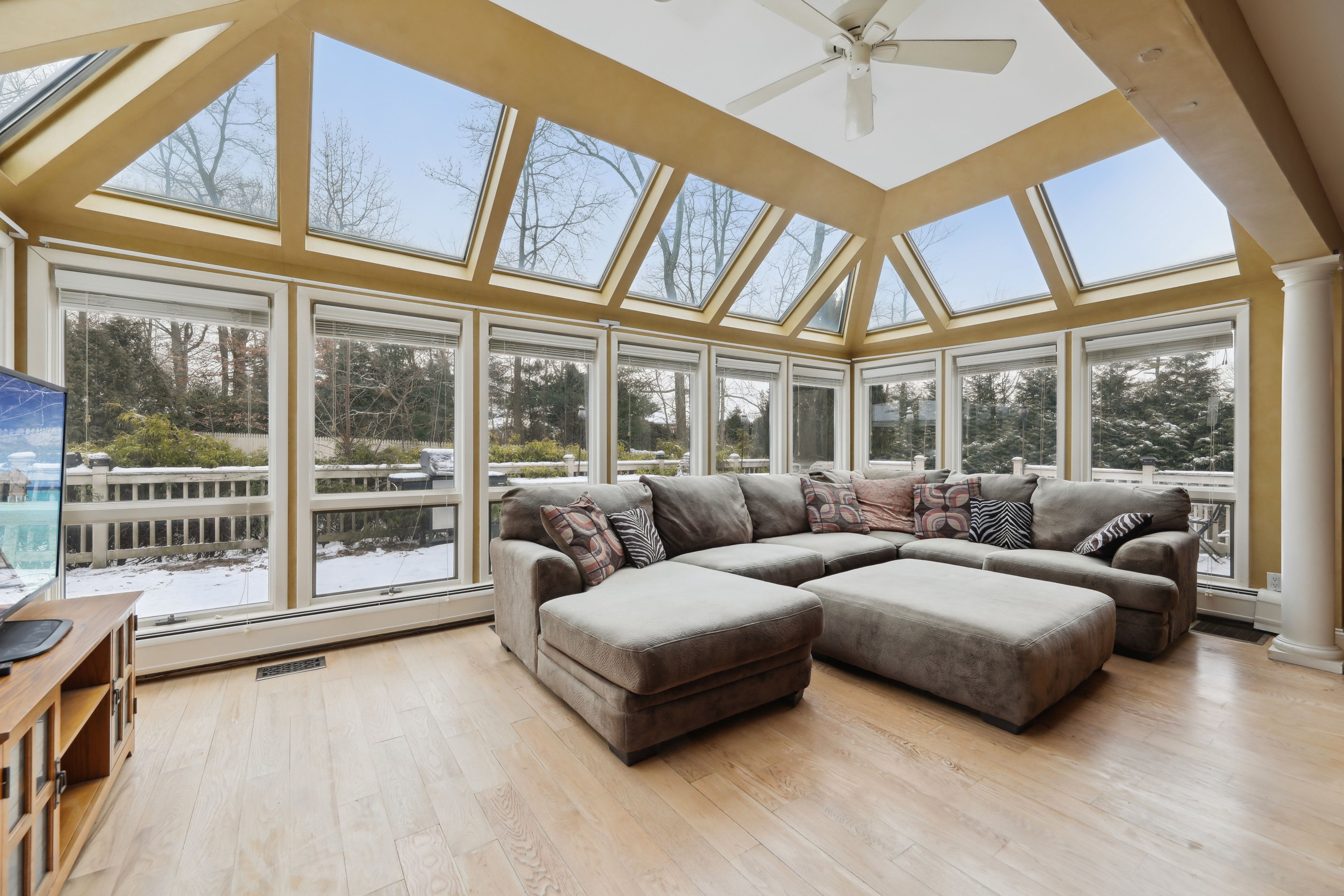 48 Jean Drive 