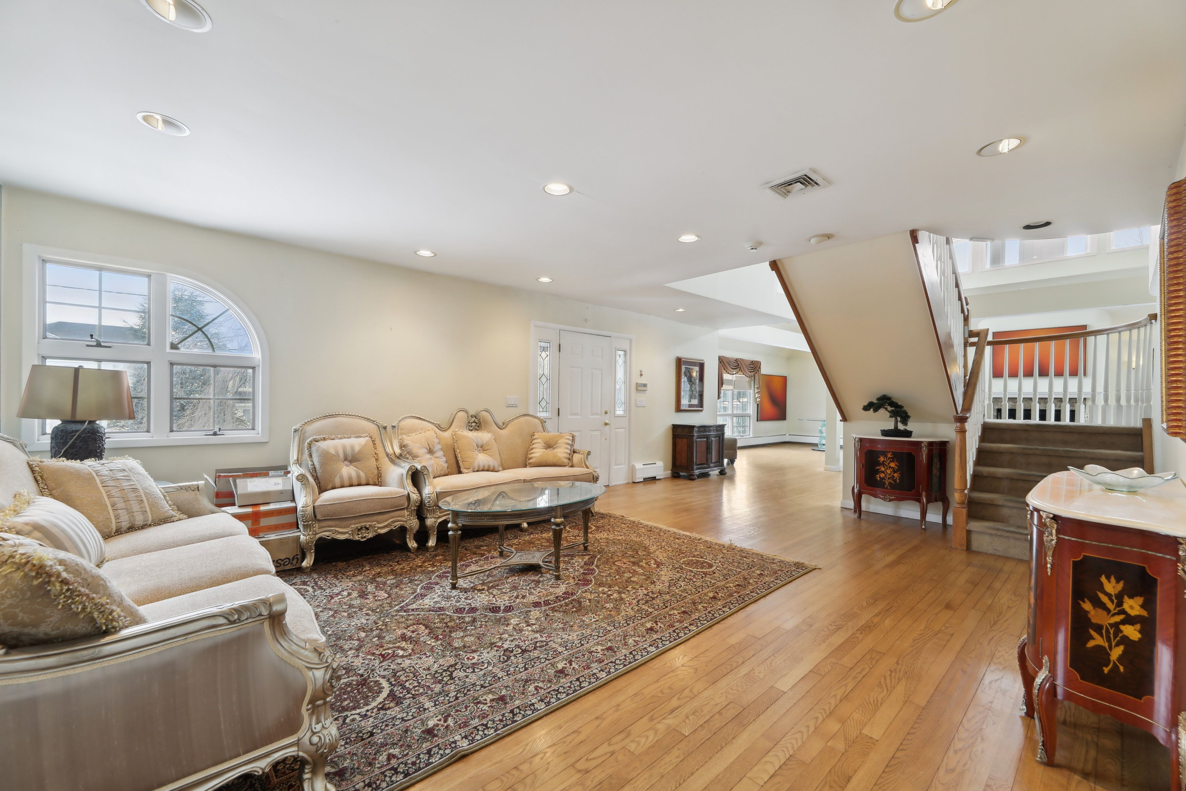 48 Jean Drive 