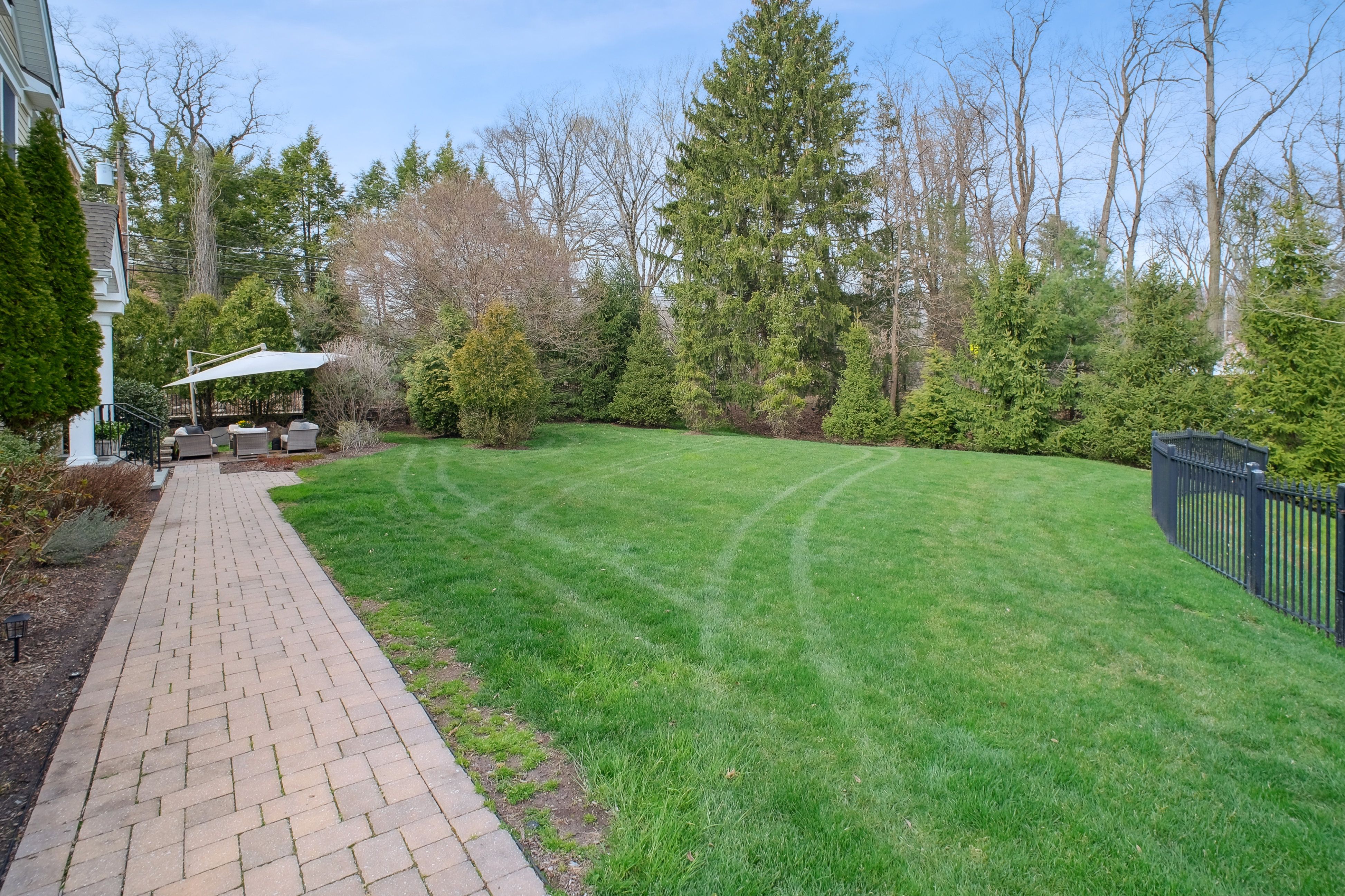 23 Woodstone Circle 