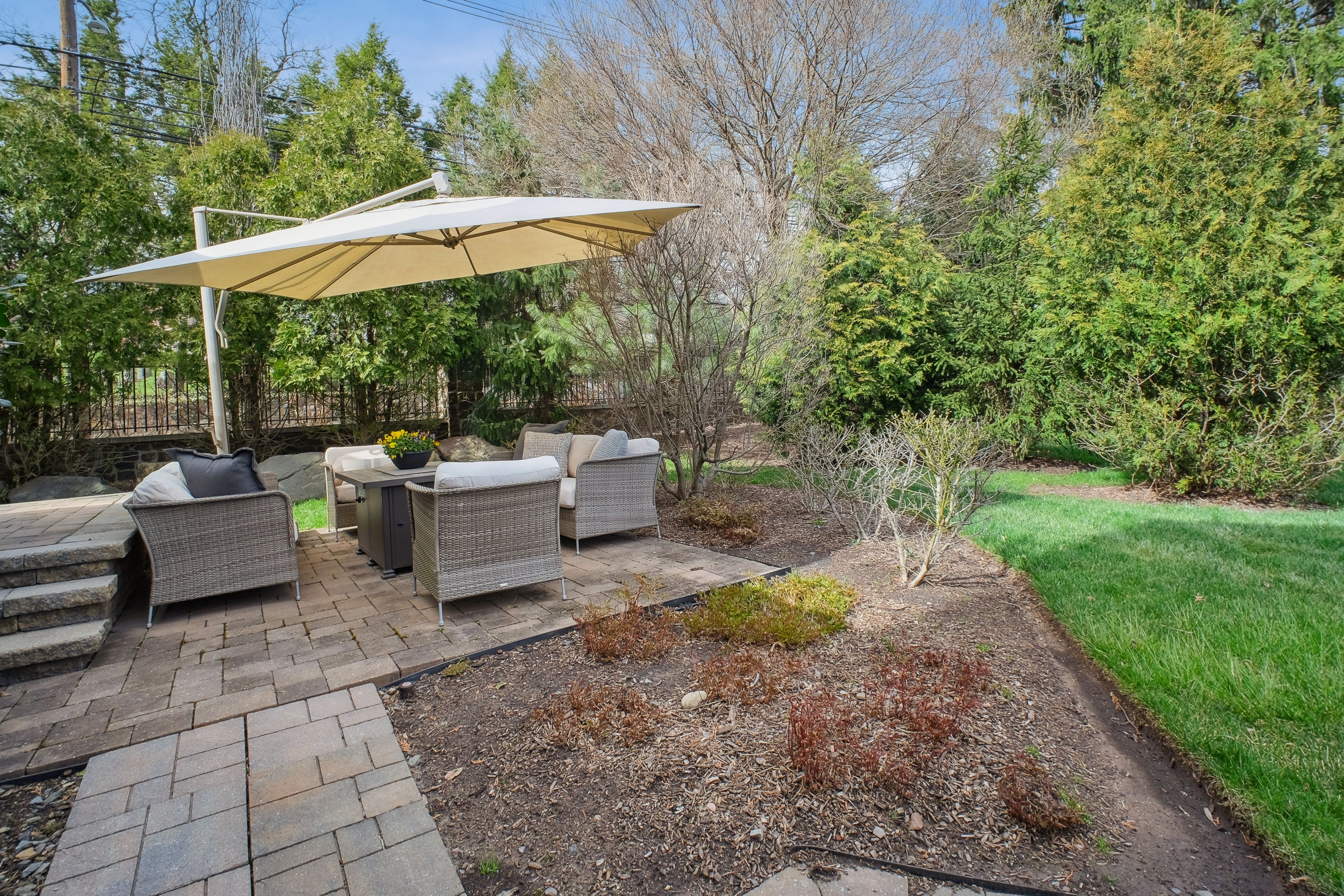 23 Woodstone Circle 