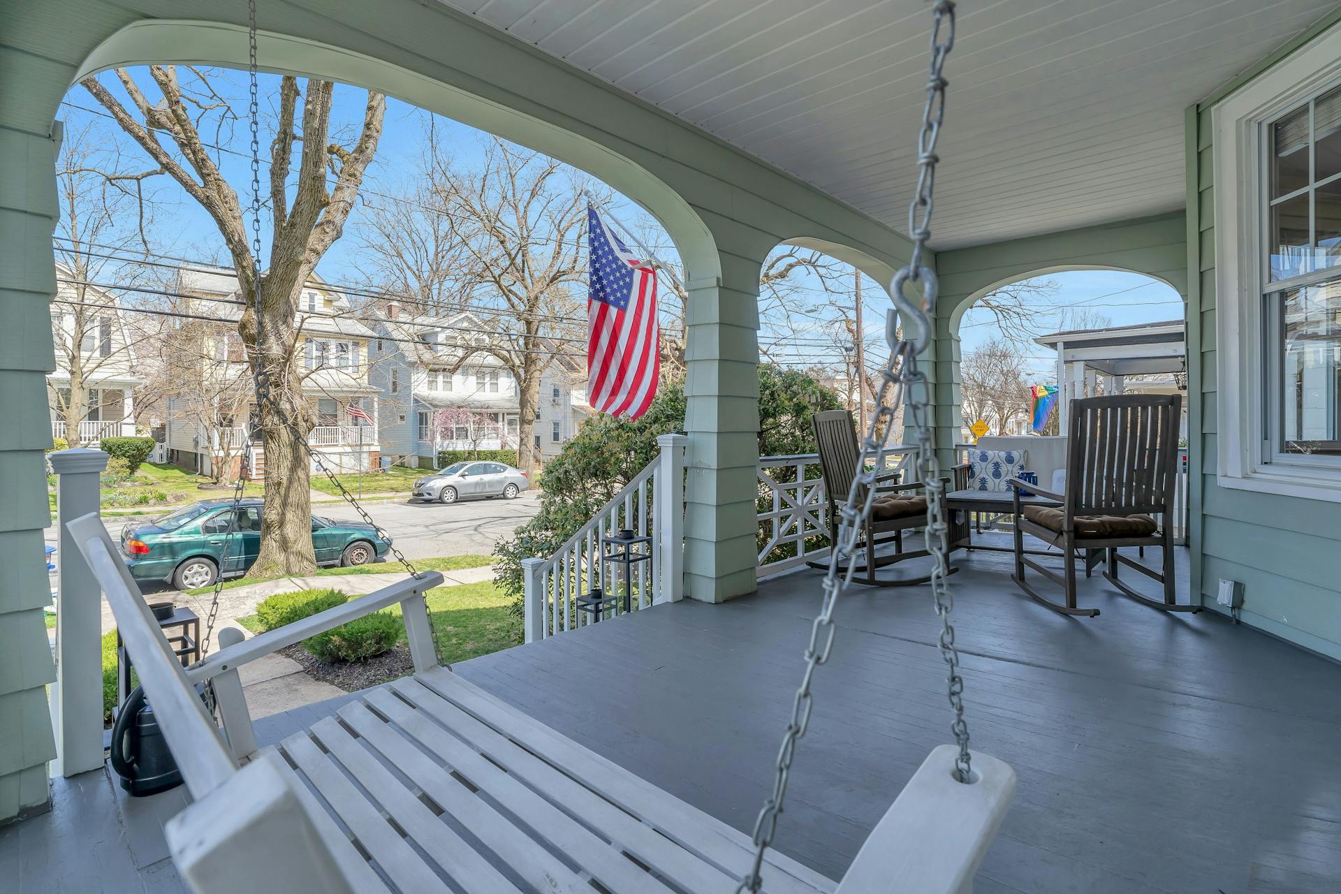 84 Maolis Avenue
