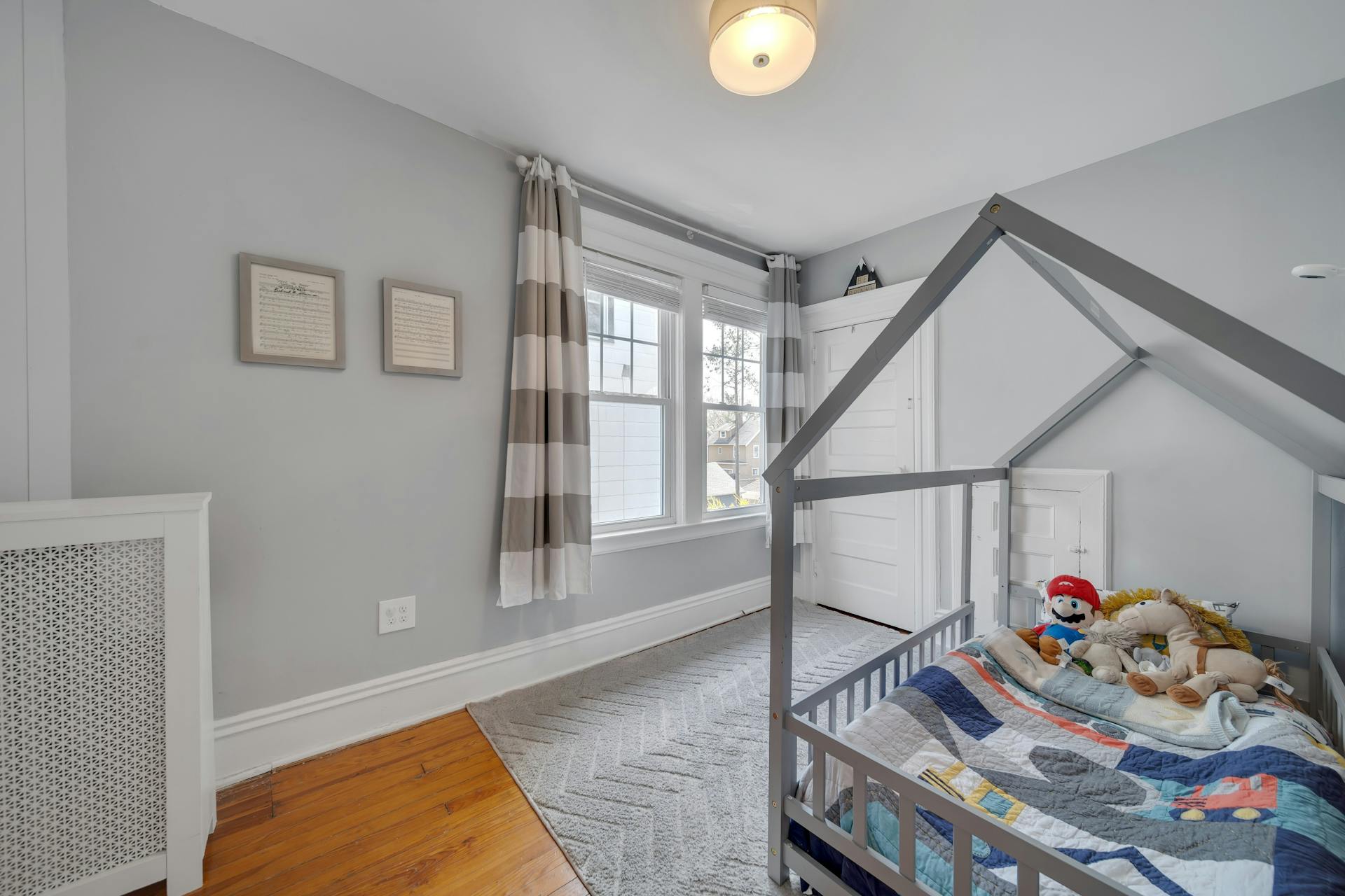 84 Maolis Avenue