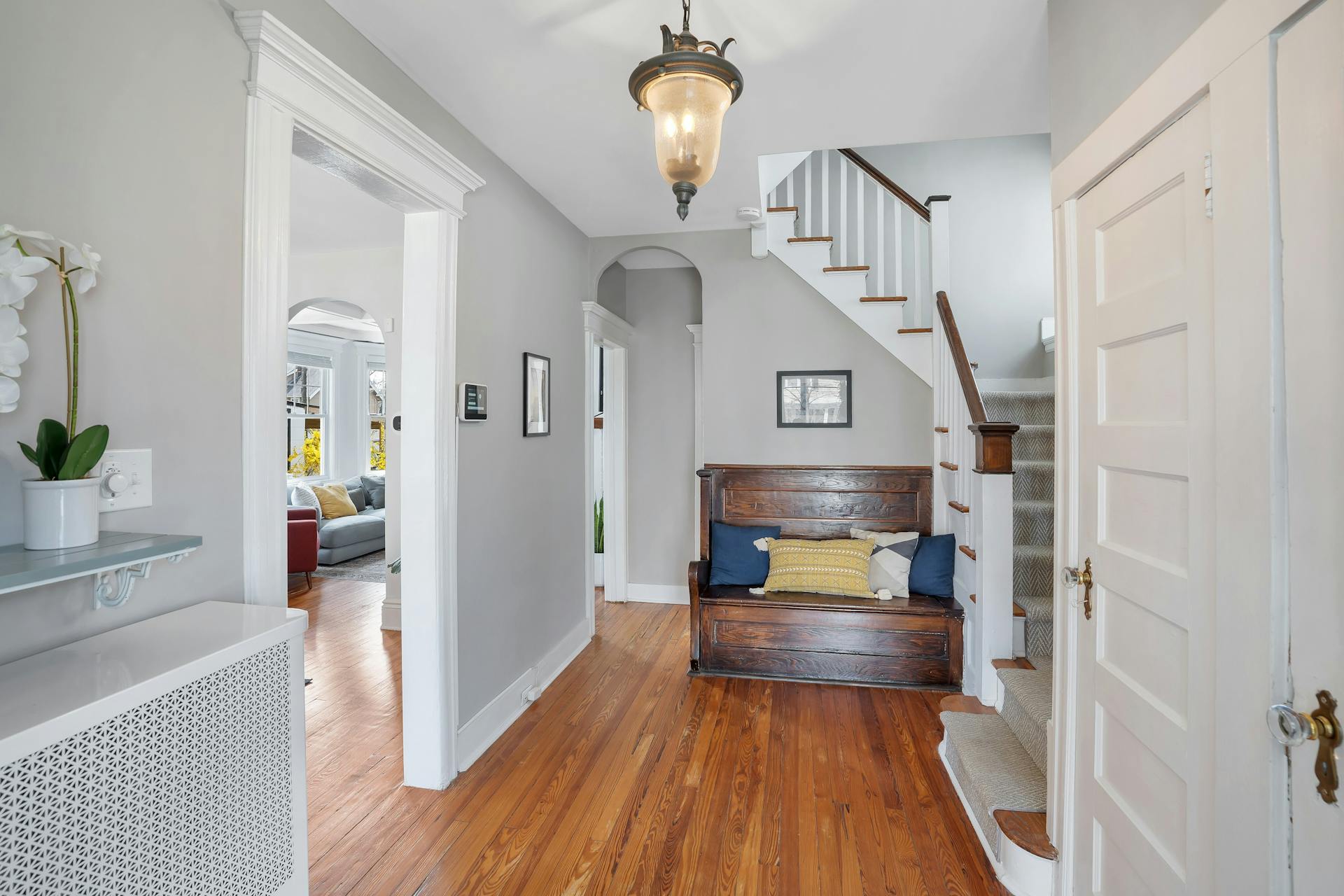 84 Maolis Avenue
