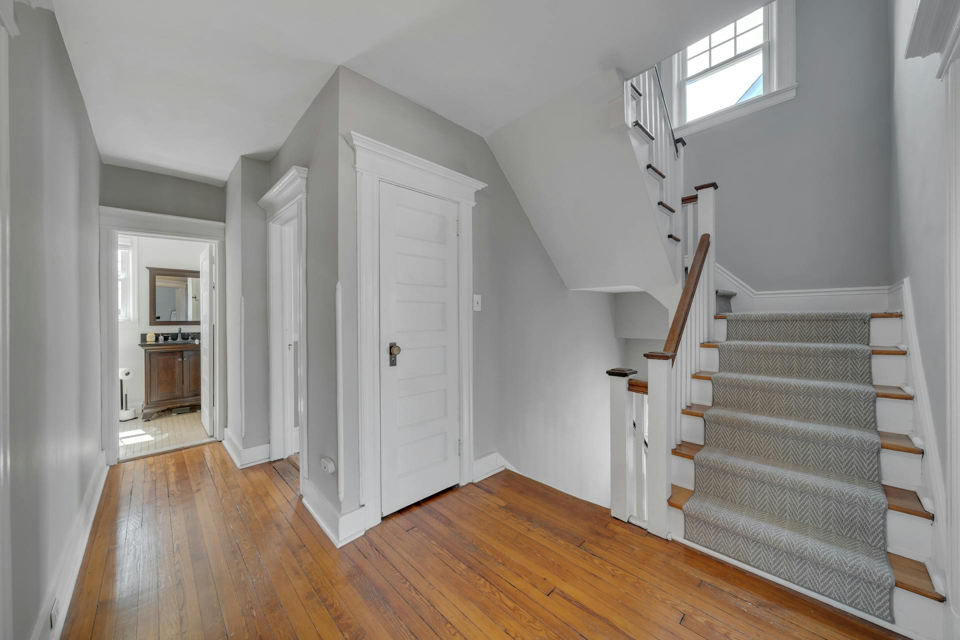 84 Maolis Avenue