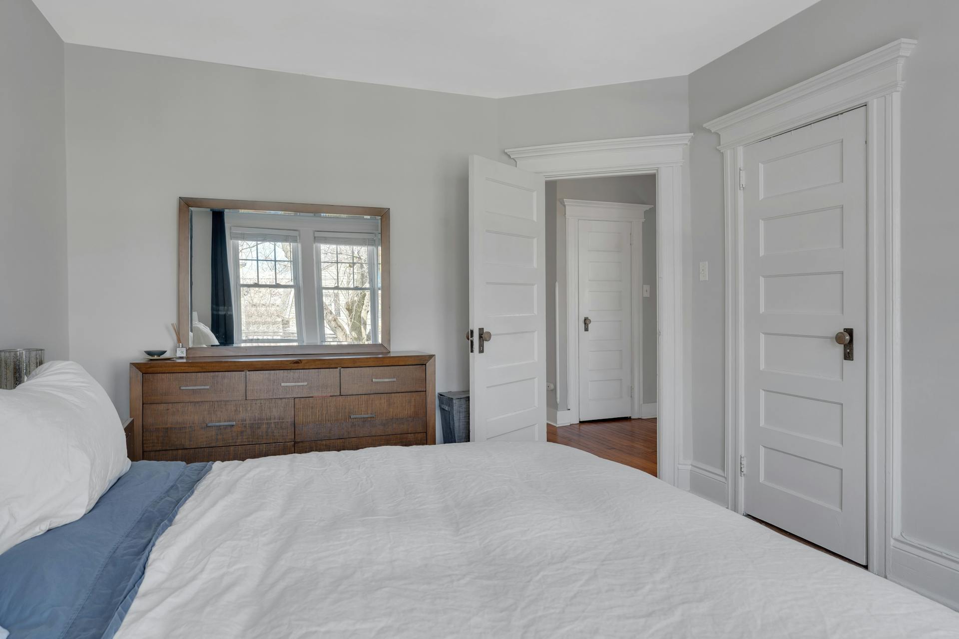 84 Maolis Avenue