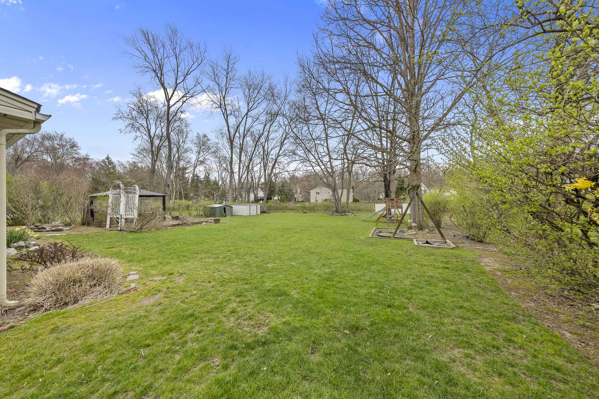 96 Durant Lane