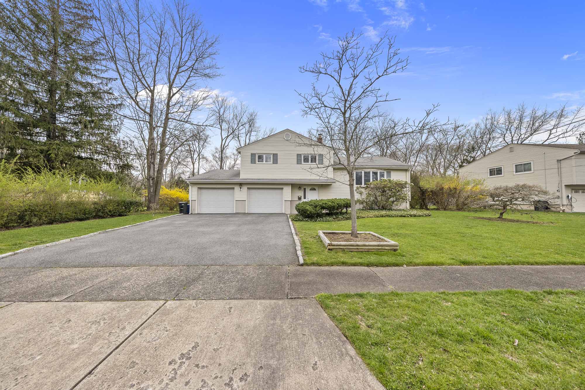 96 Durant Lane