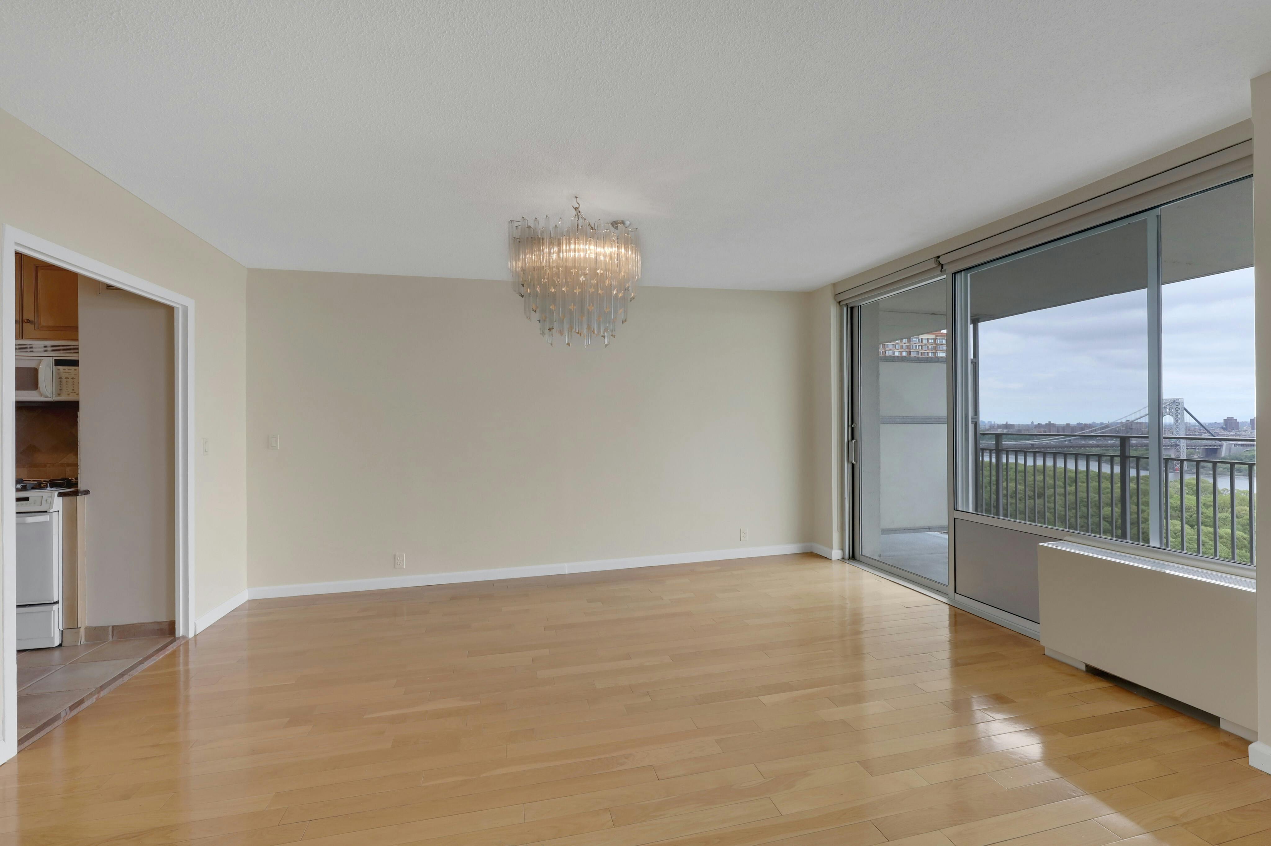 1530 Palisade Avenue Unit# 15R