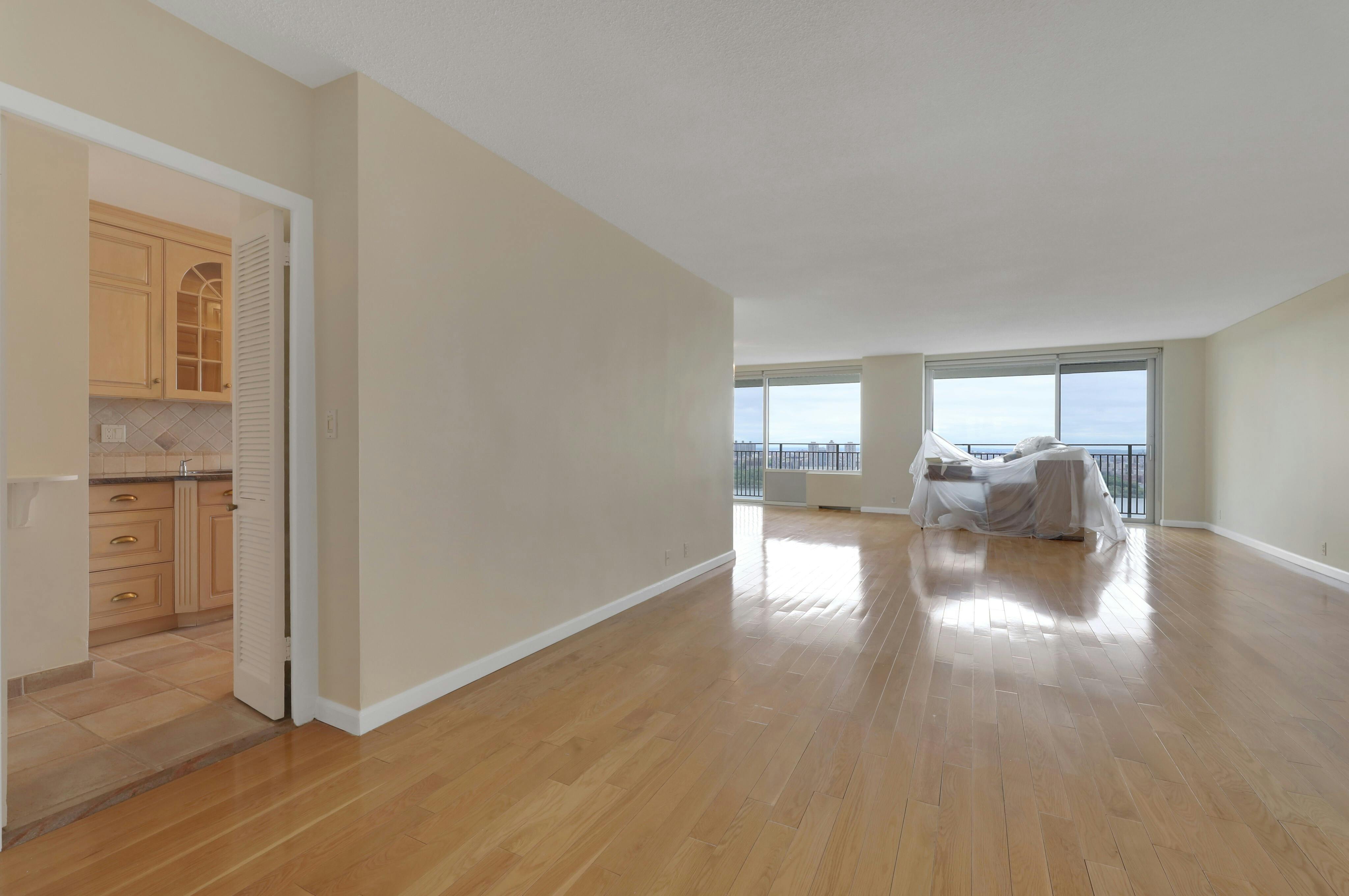 1530 Palisade Avenue Unit# 15R