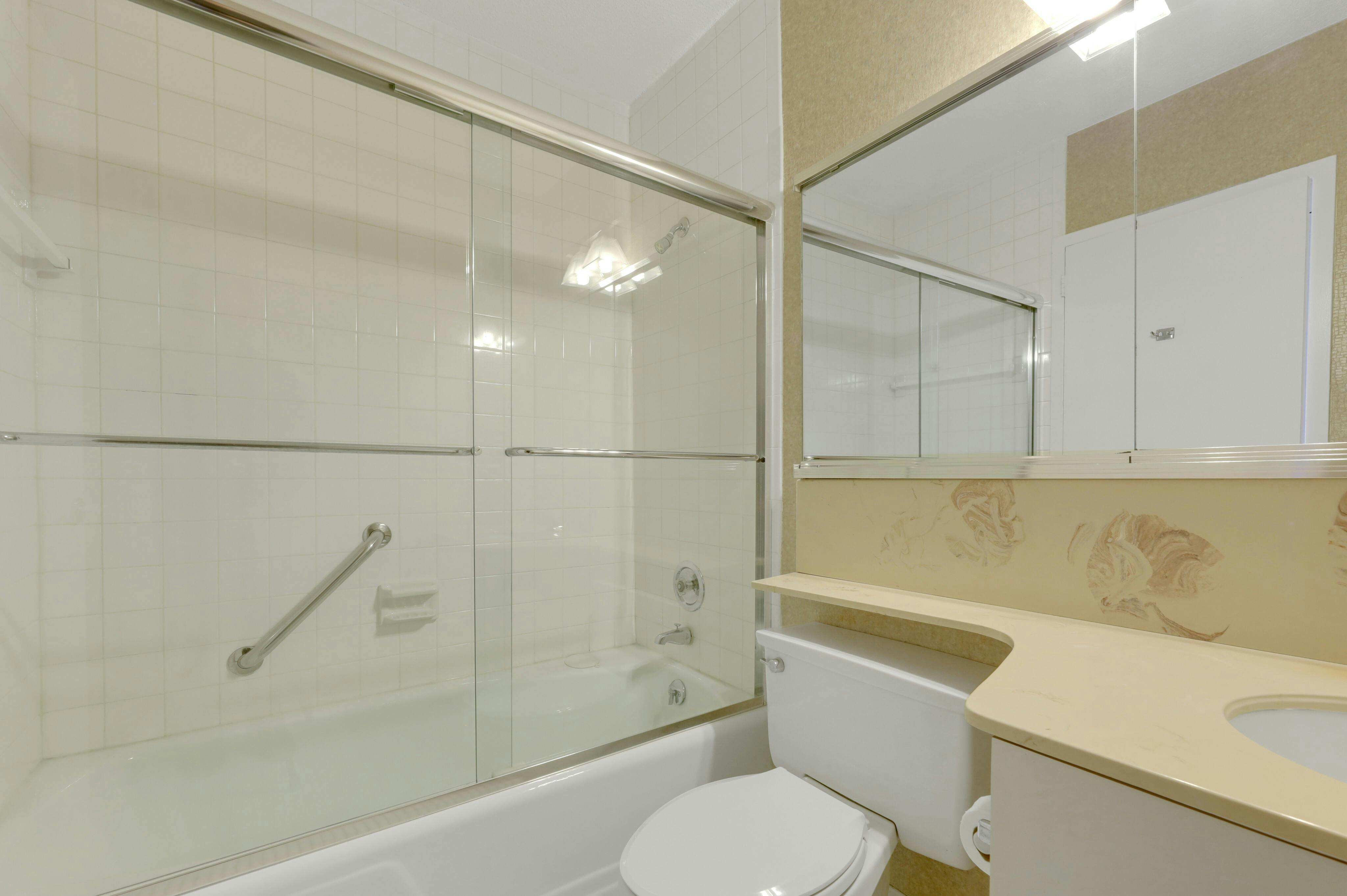 1530 Palisade Avenue Unit# 15R