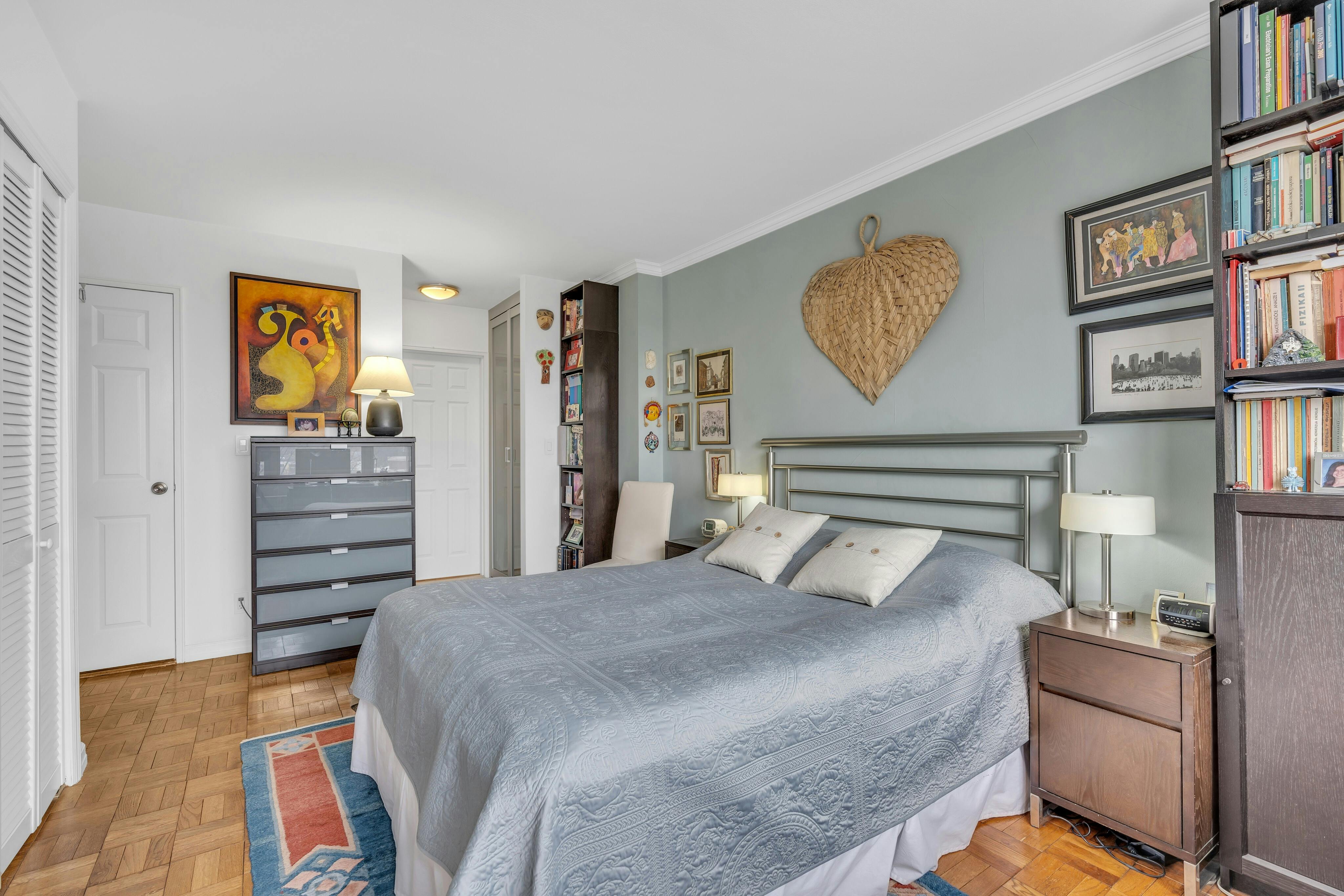 2000 Linwood Avenue Unit# 4L