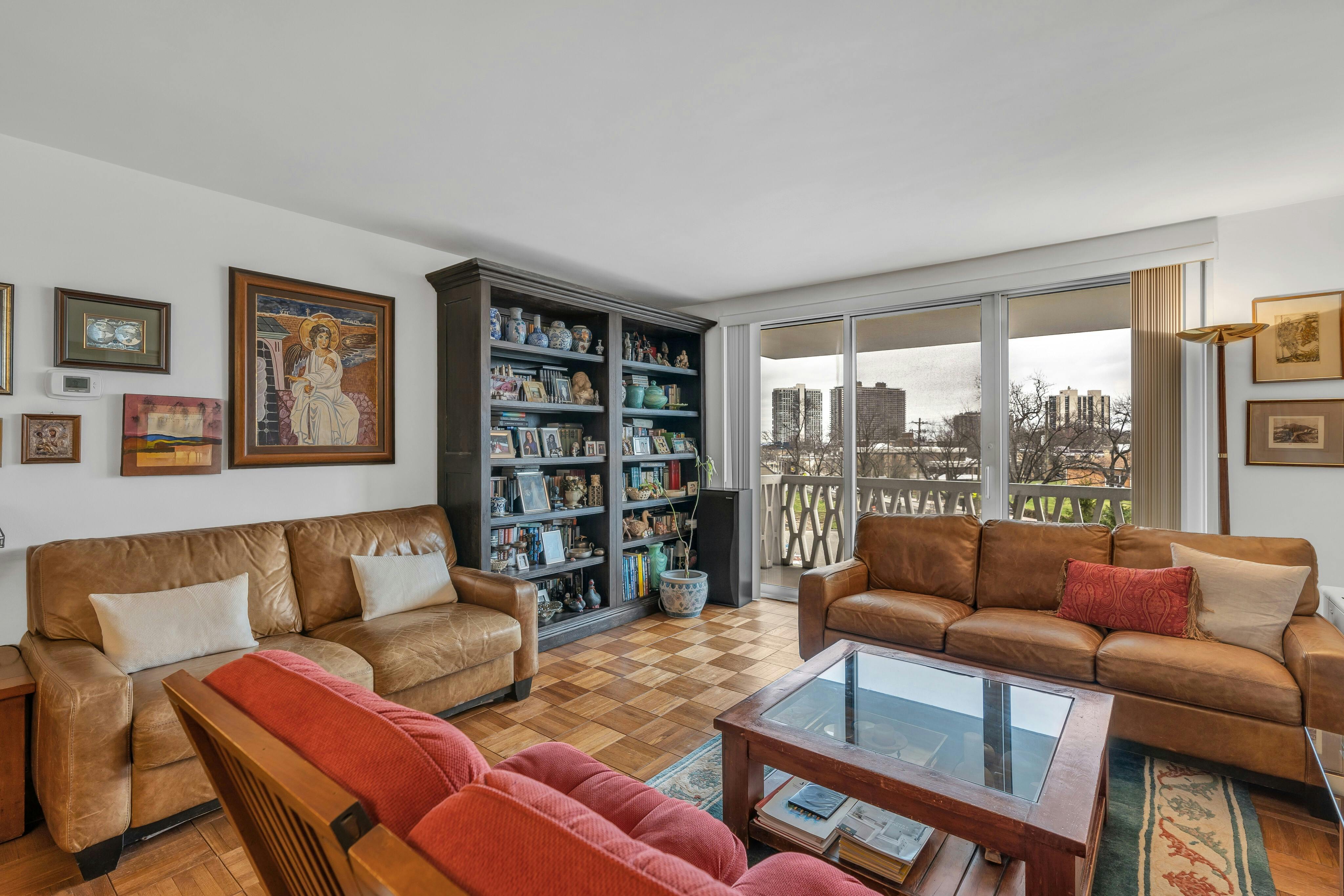 2000 Linwood Avenue Unit# 4L