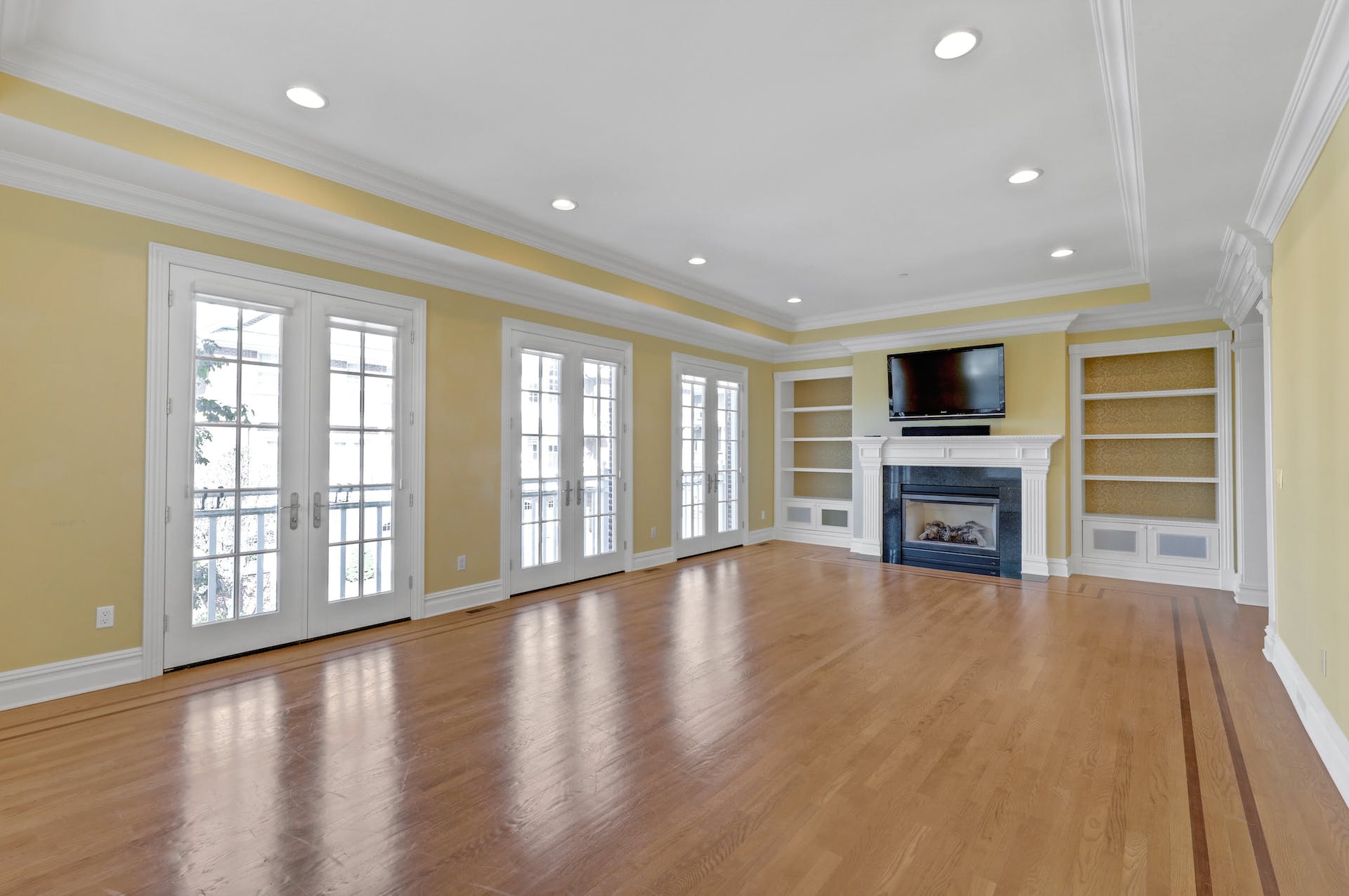 908 Heights Lane