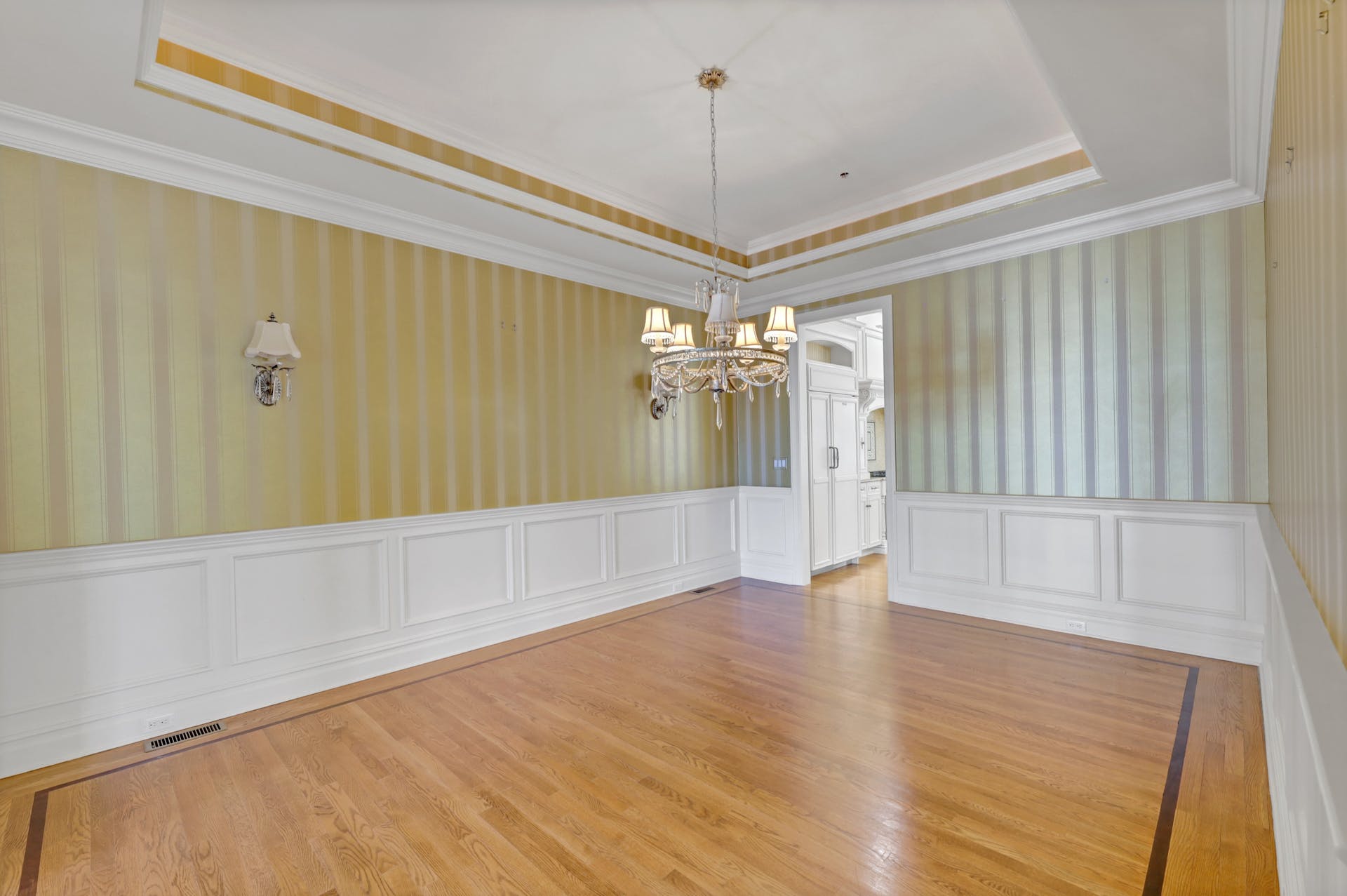 908 Heights Lane