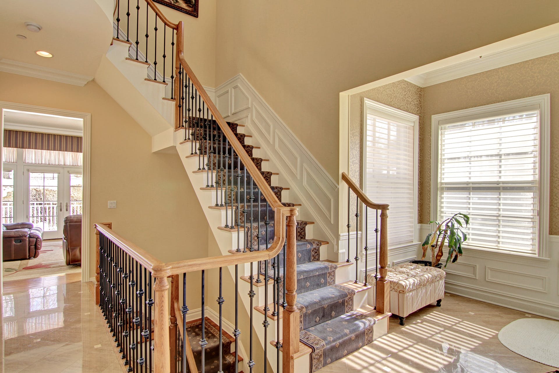 908 Heights Lane