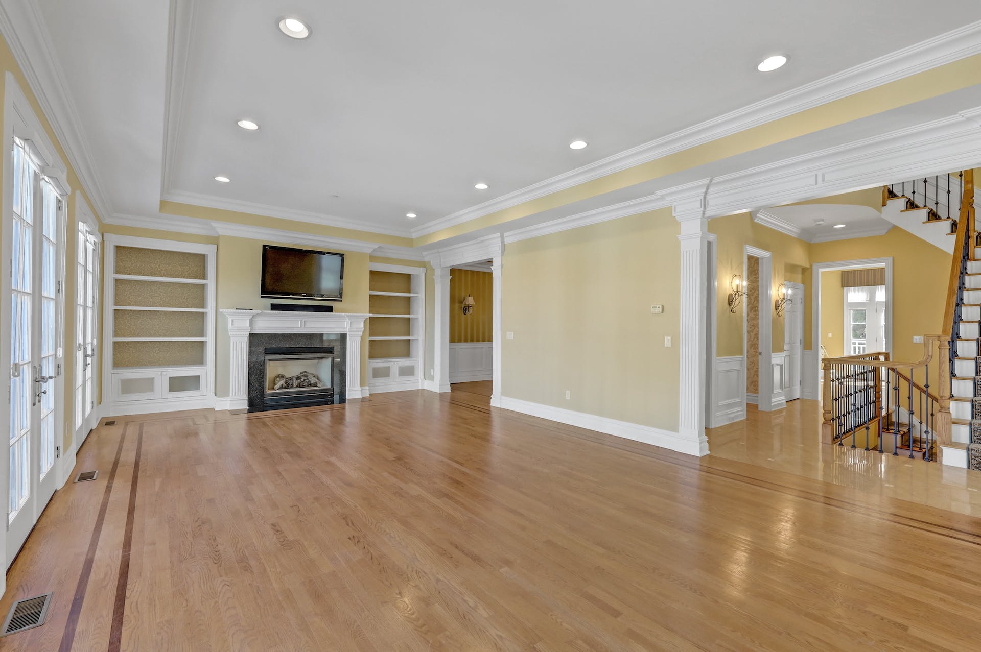 908 Heights Lane
