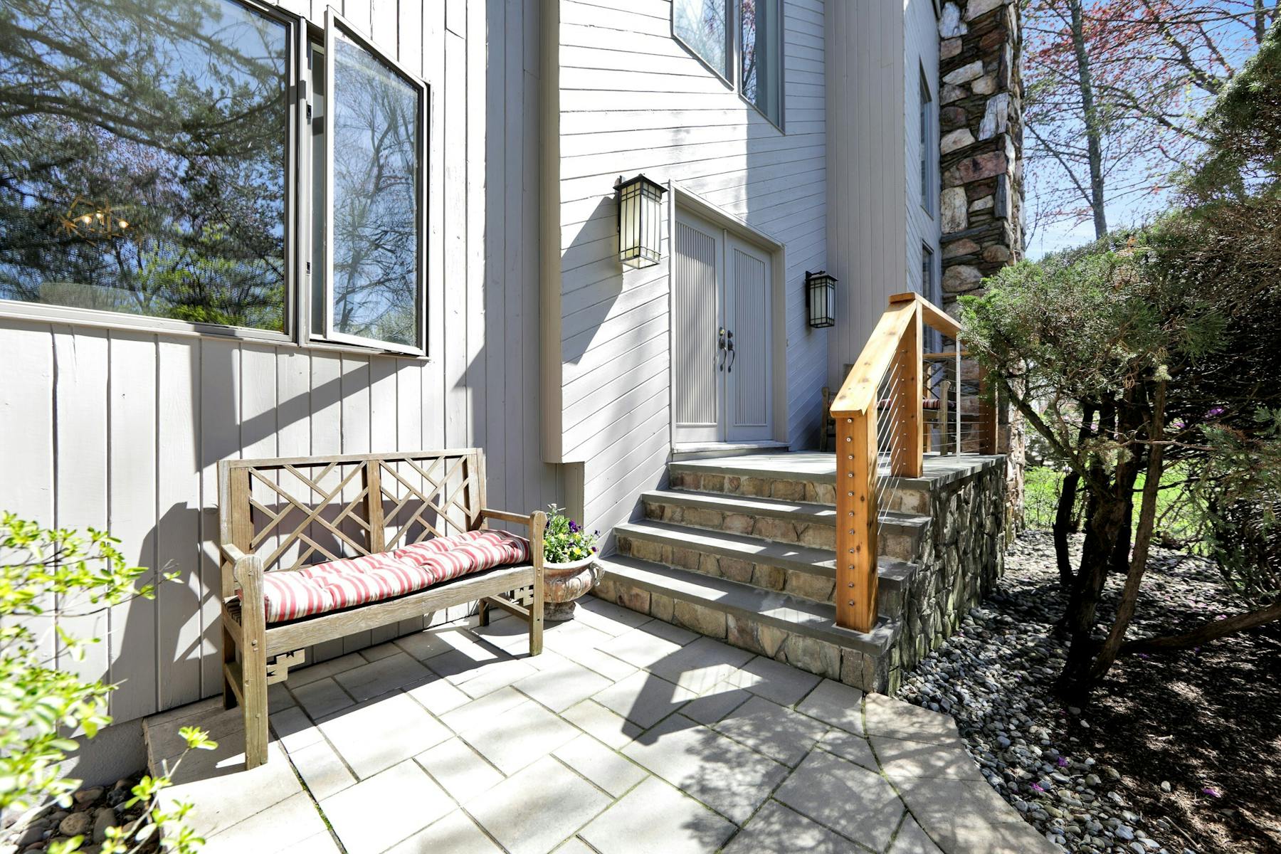 27 Gloria Drive 