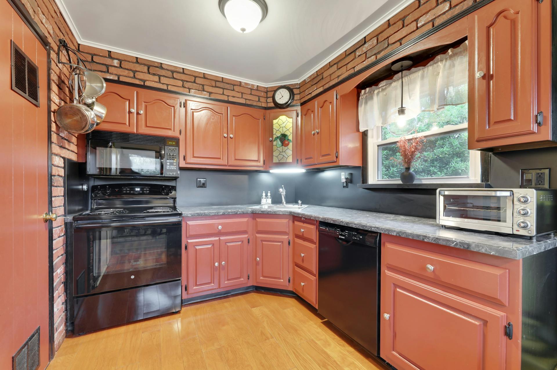 14 Meakin Avenue 