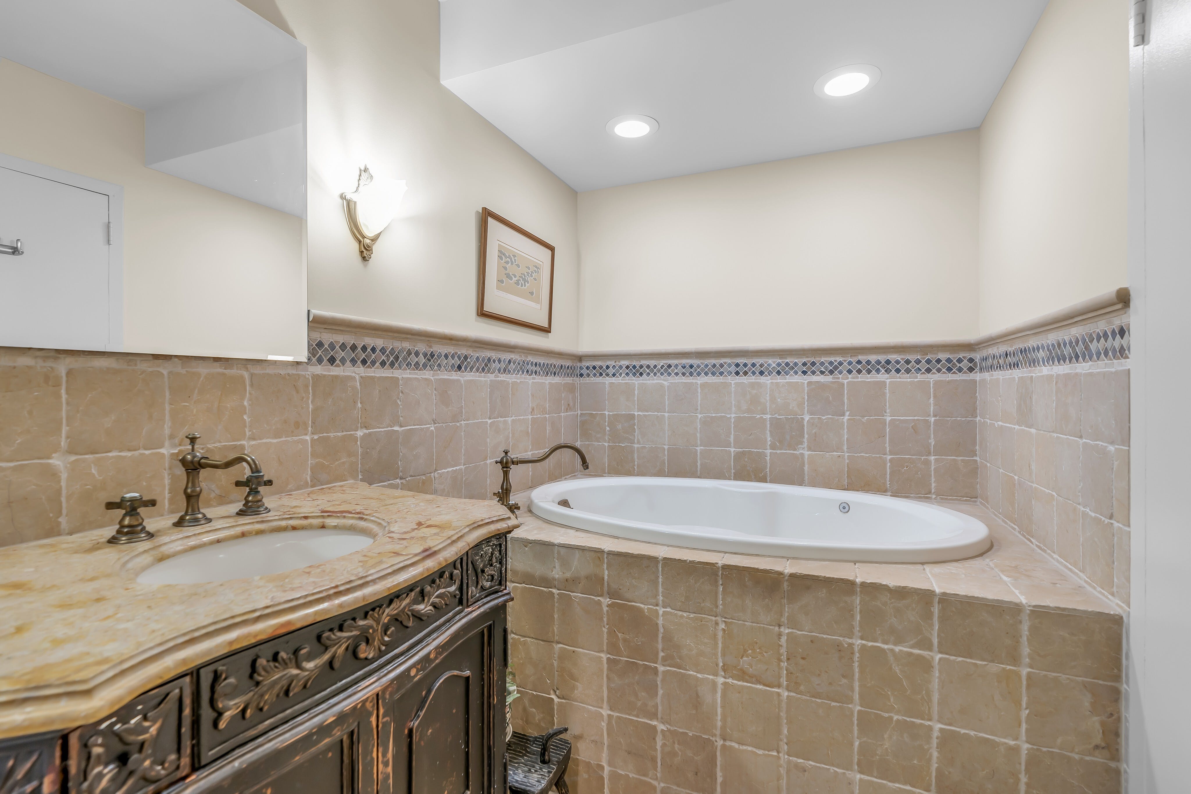 1500 Palisade Avenue Unit# 19B