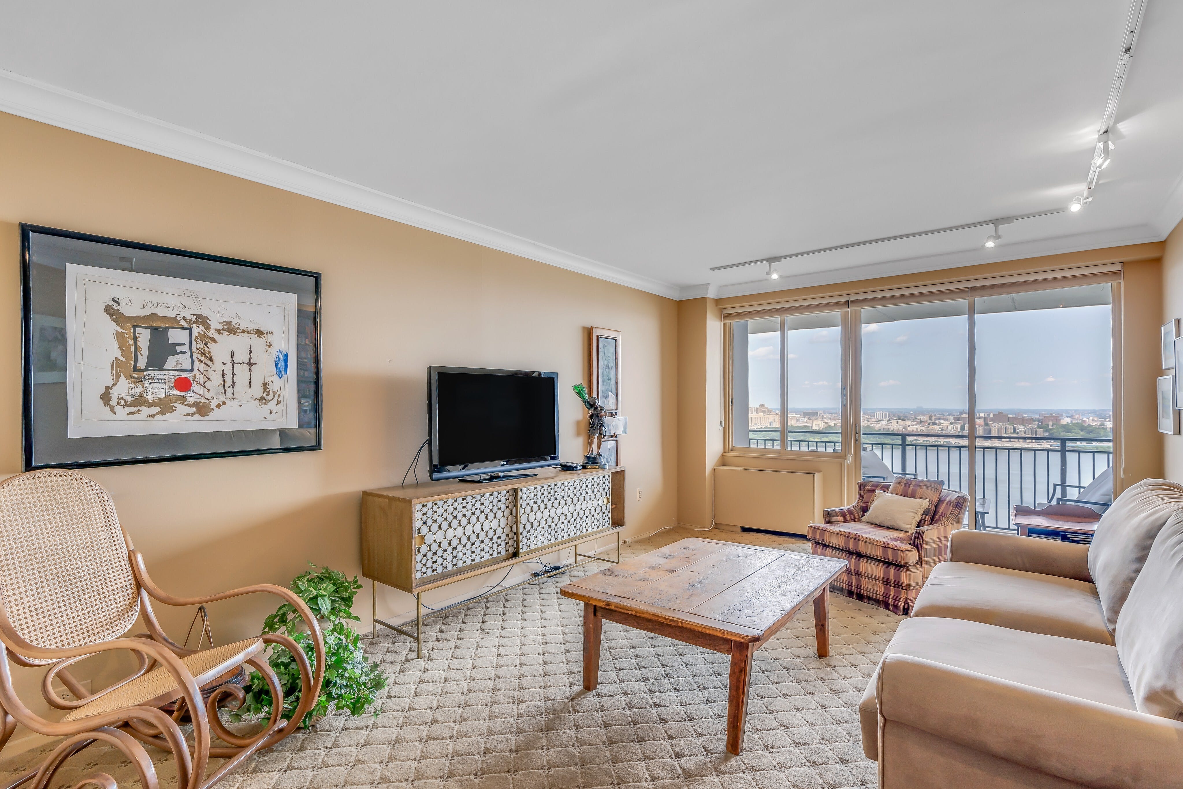 1500 Palisade Avenue Unit# 19B