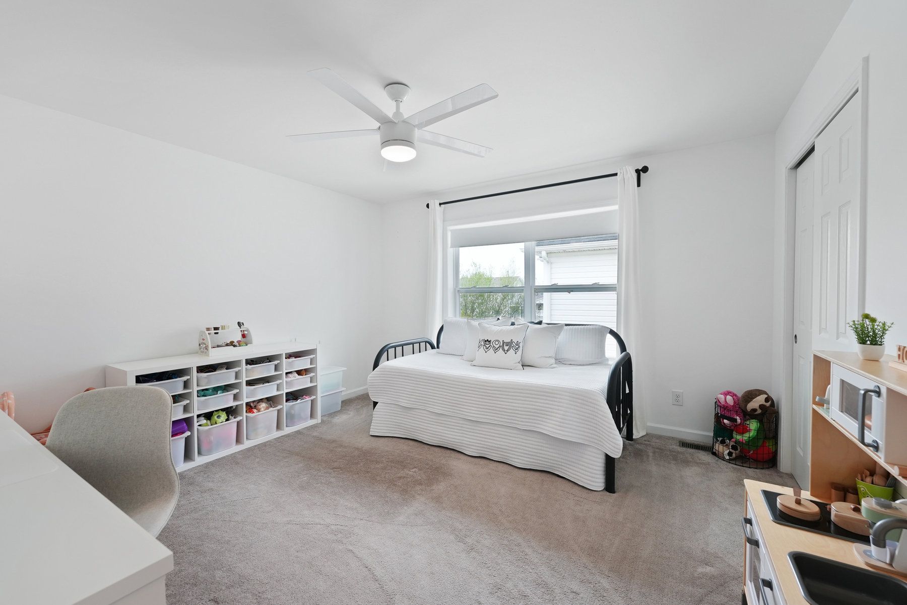916 2nd Street