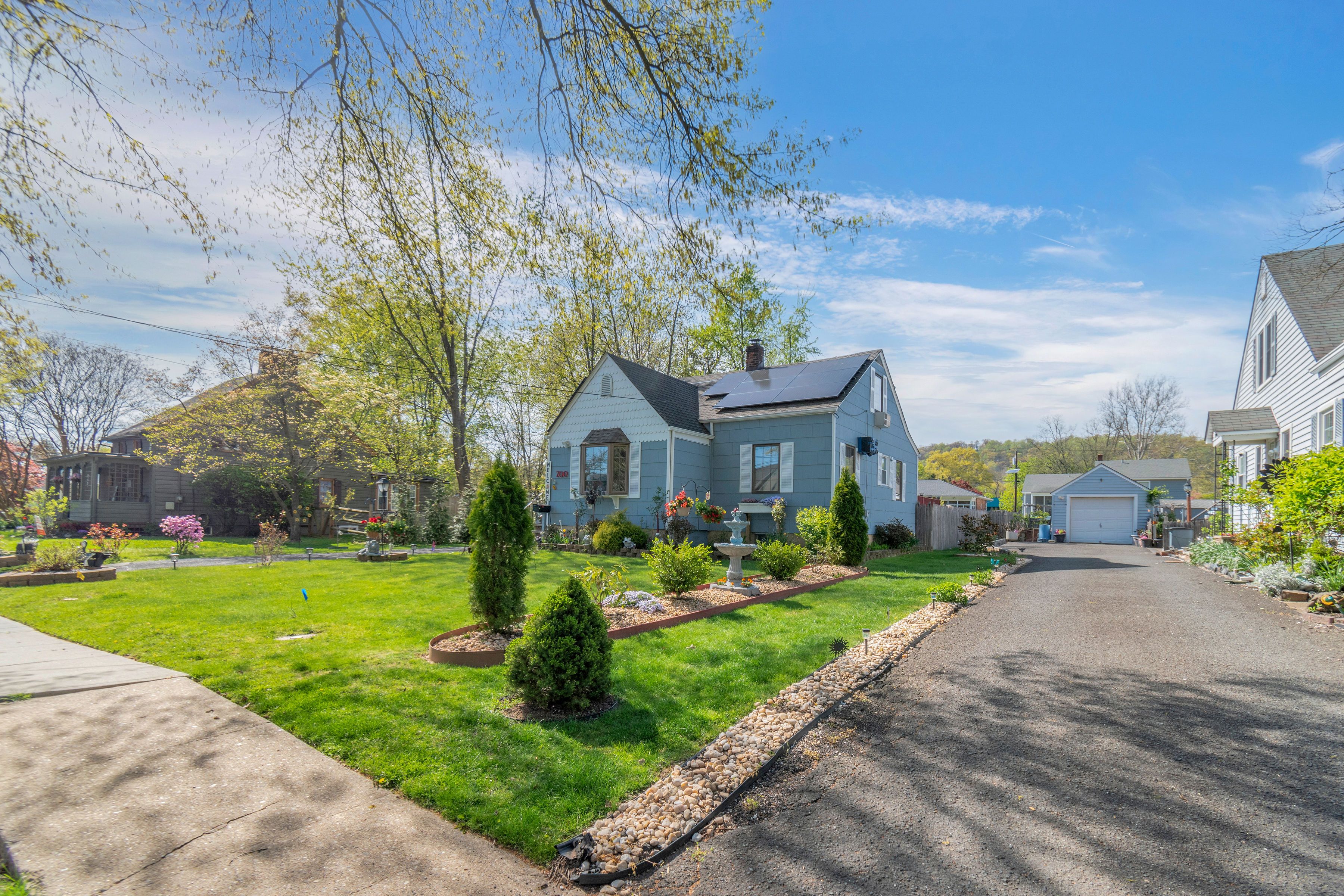 700 Greenbrook Road 