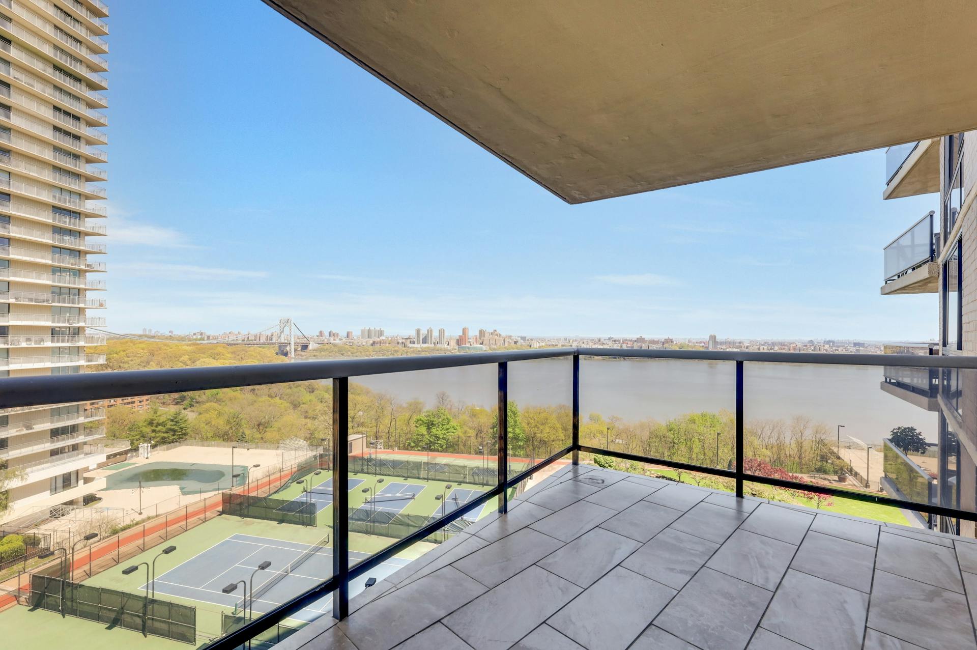 1512 Palisade Avenue Unit# 9D