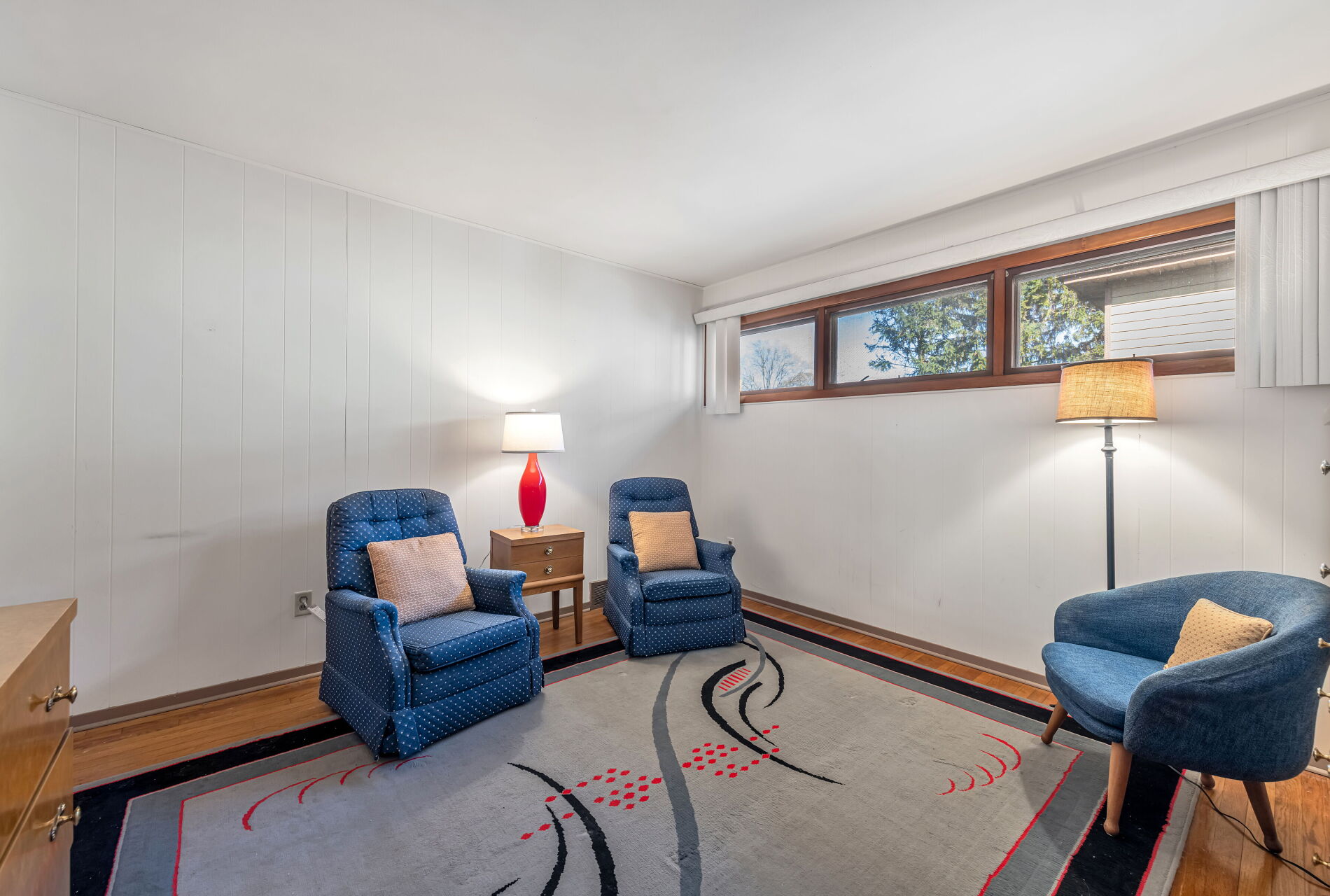 19 Hillcrest Avenue 