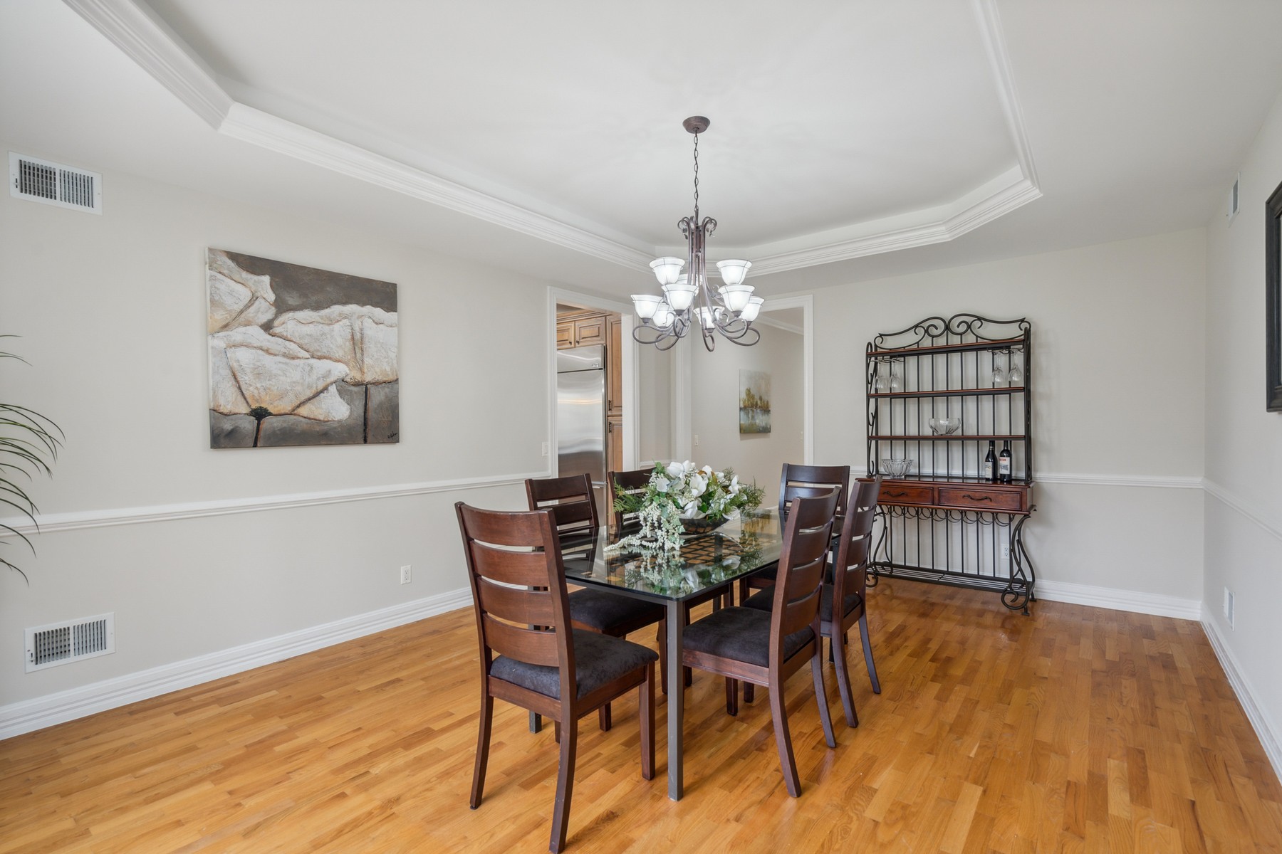 1 Angela Court 