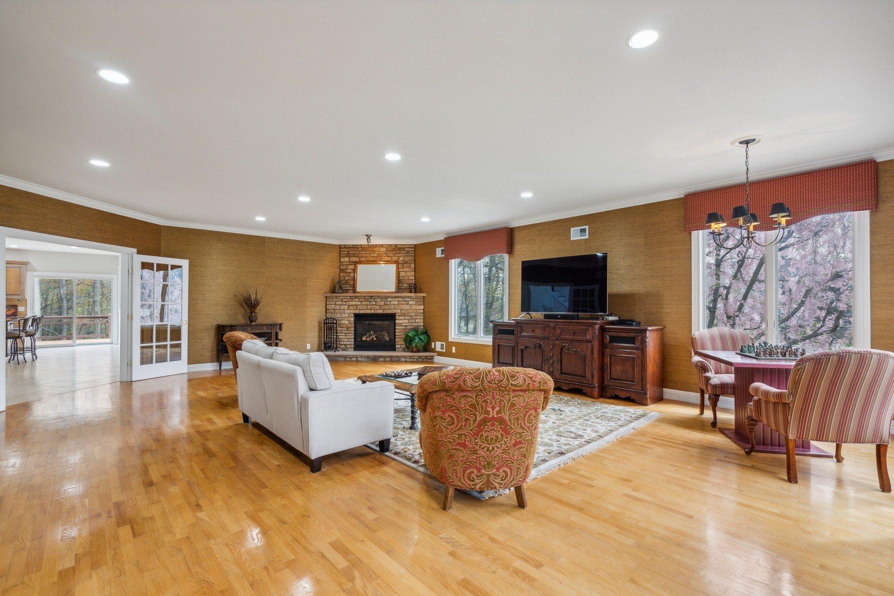 1 Angela Court 