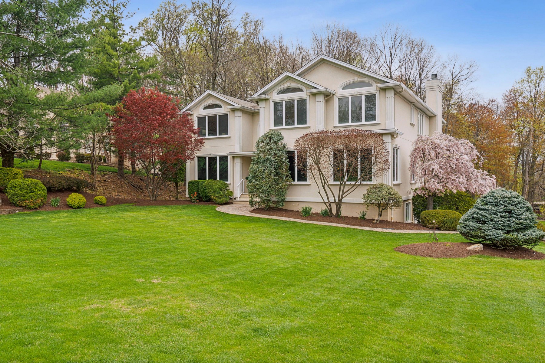1 Angela Court 