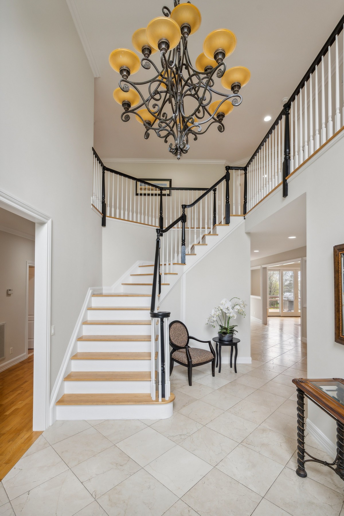 1 Angela Court 