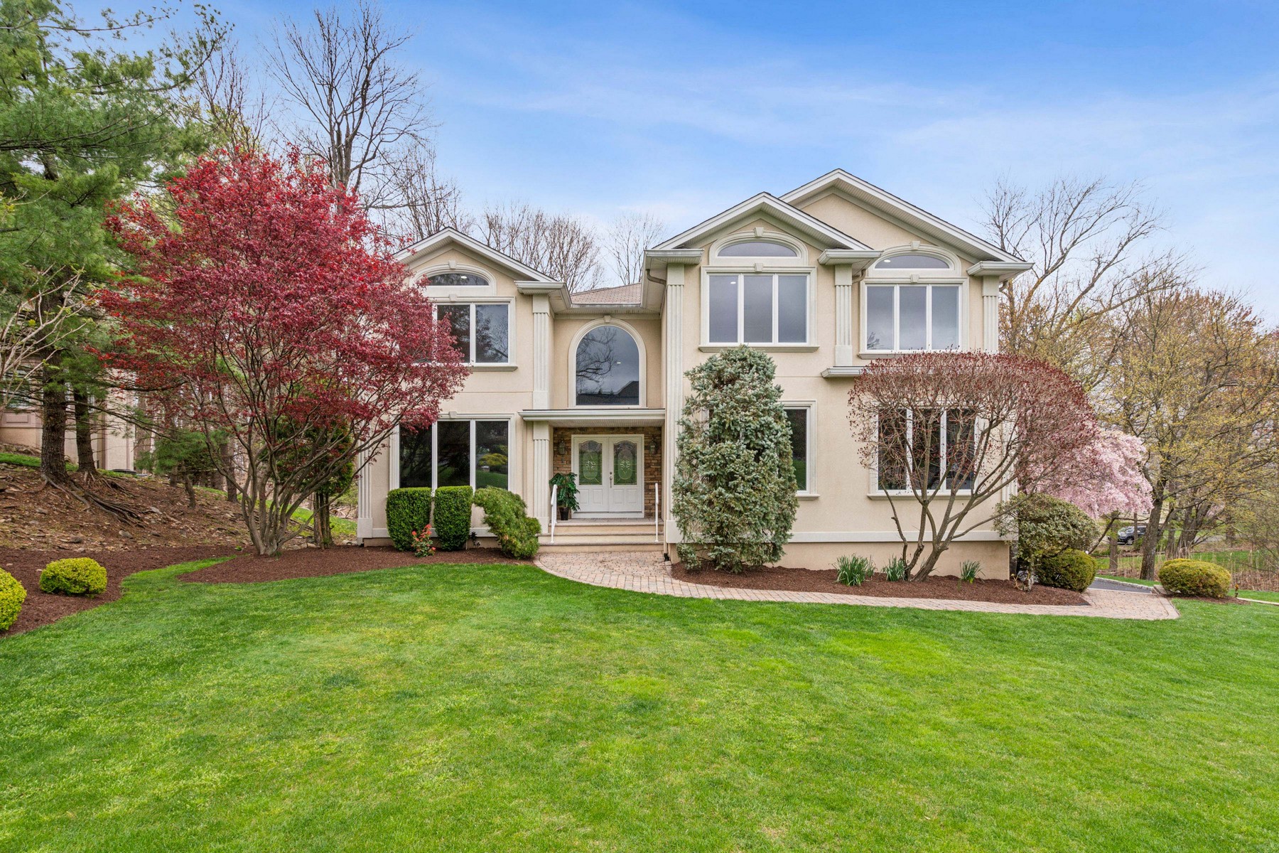 1 Angela Court 