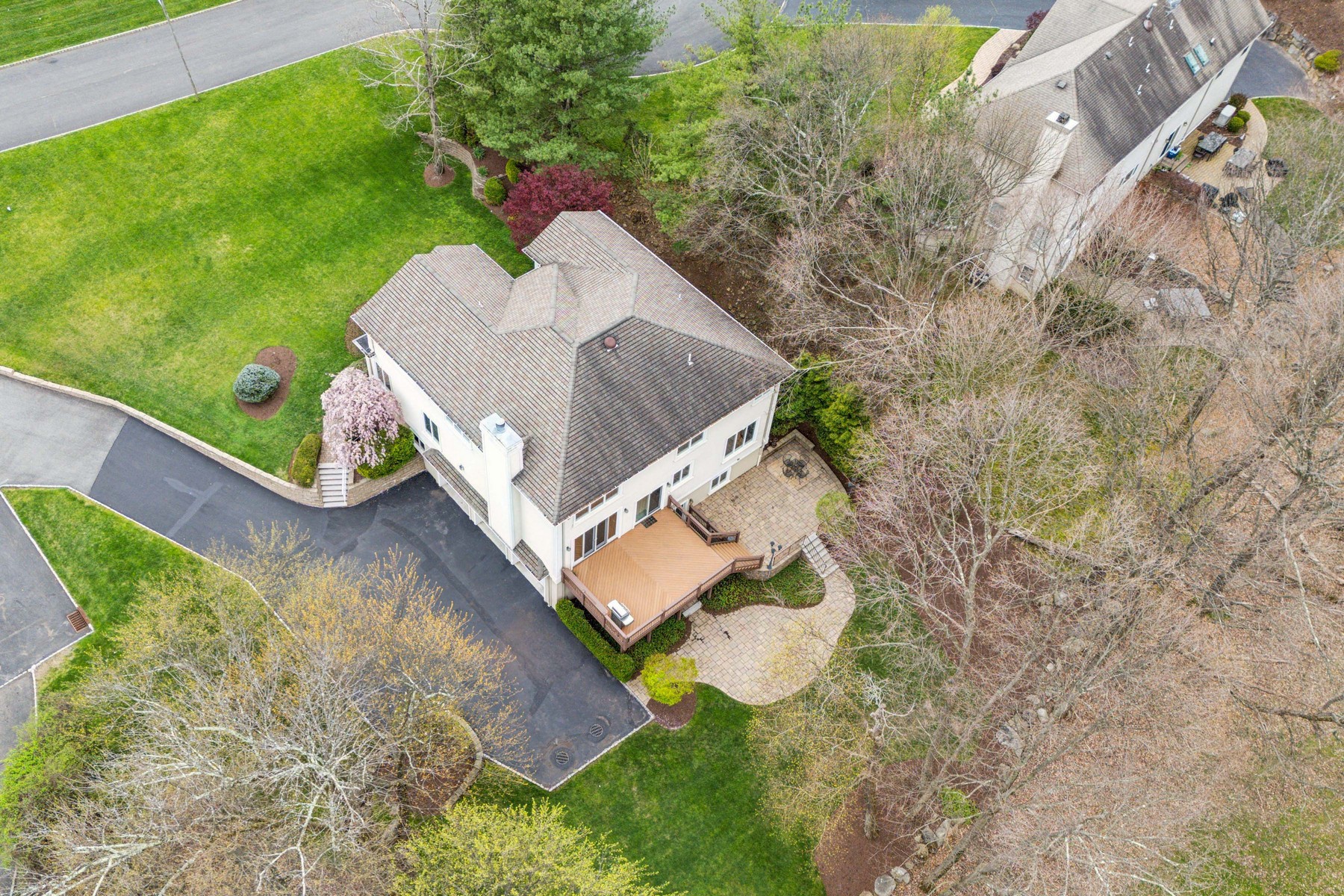 1 Angela Court 