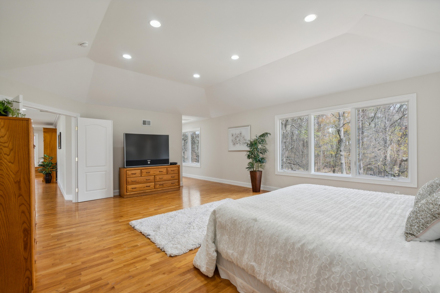 1 Angela Court 