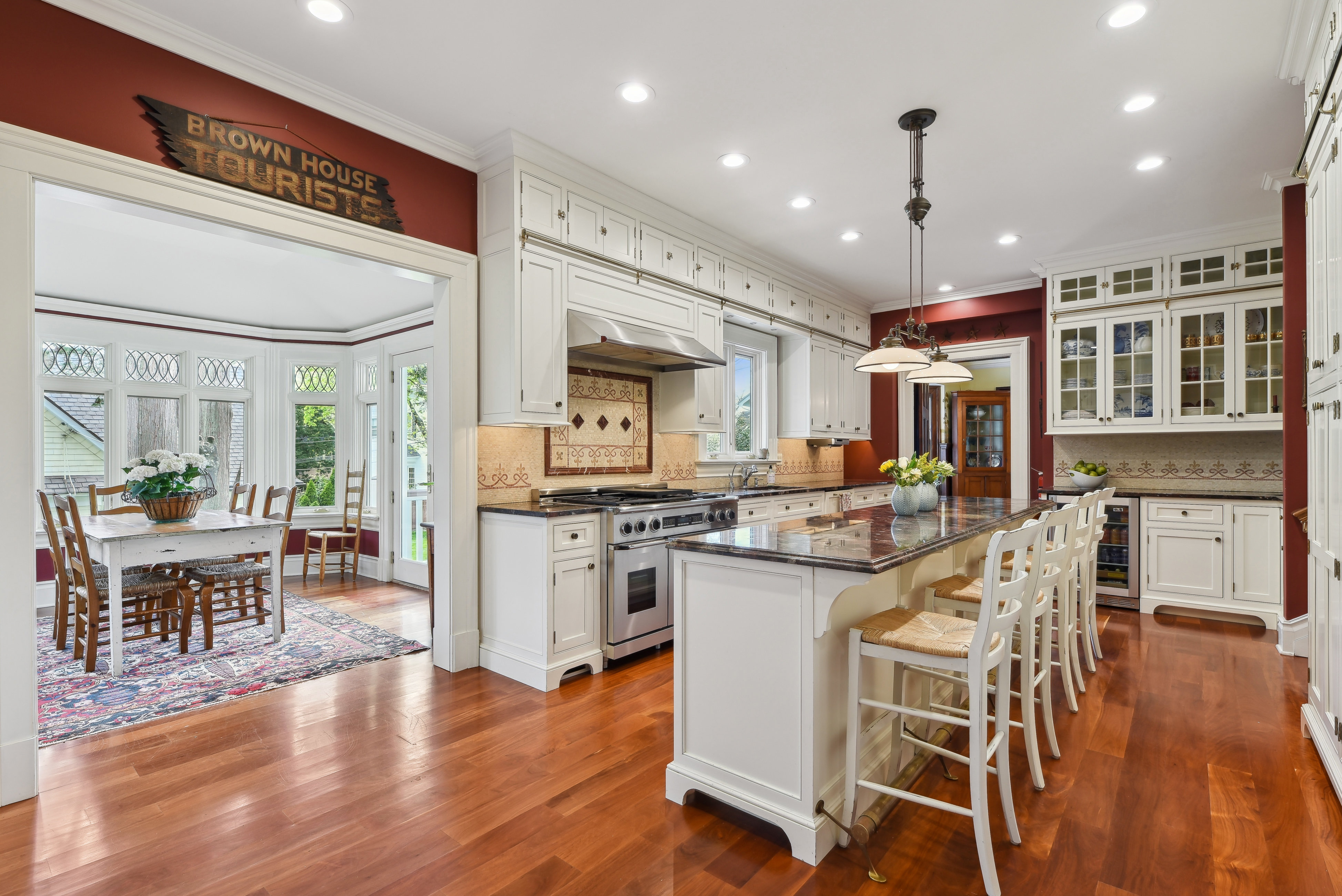 127 South Mountain Avenue 