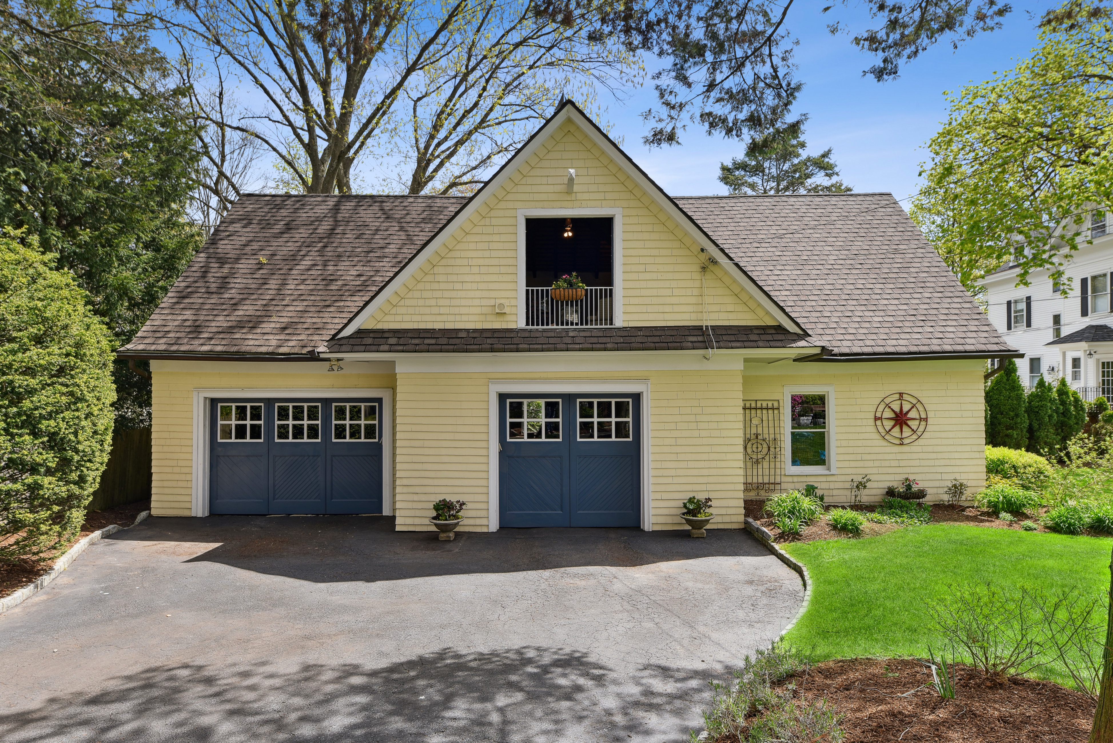 127 South Mountain Avenue 