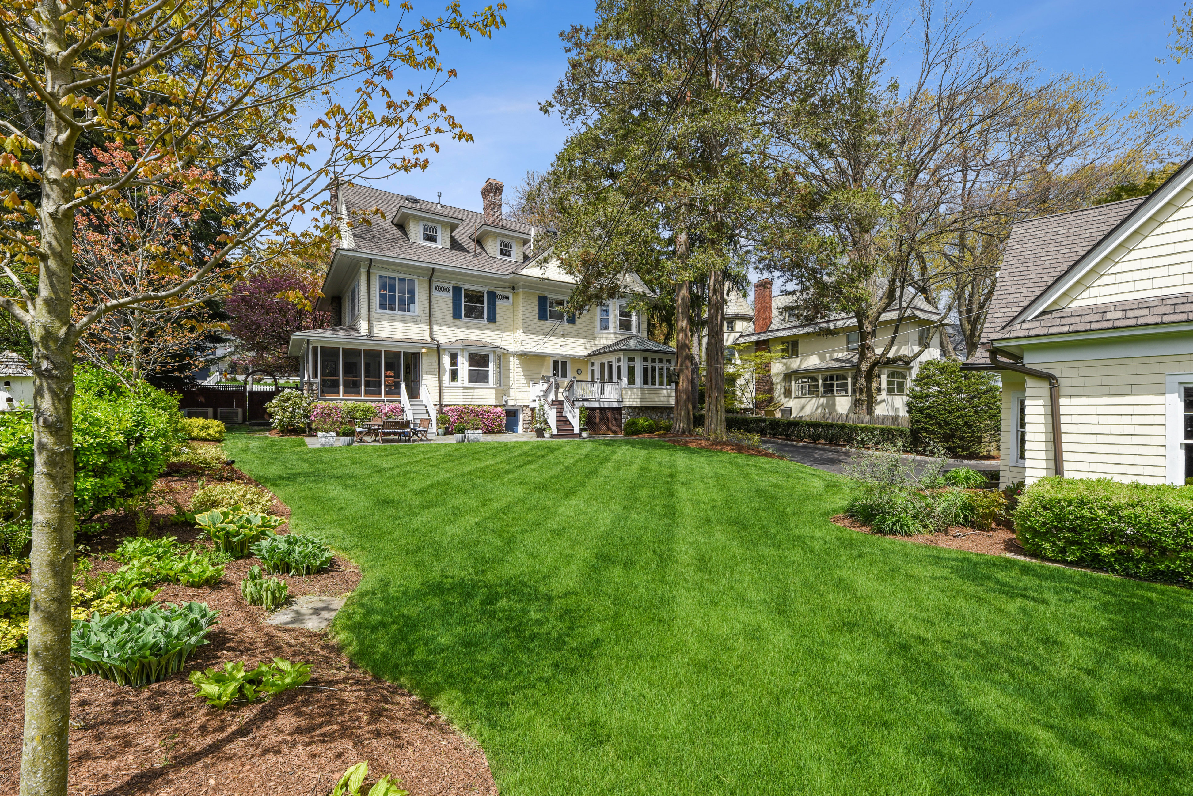 127 South Mountain Avenue 