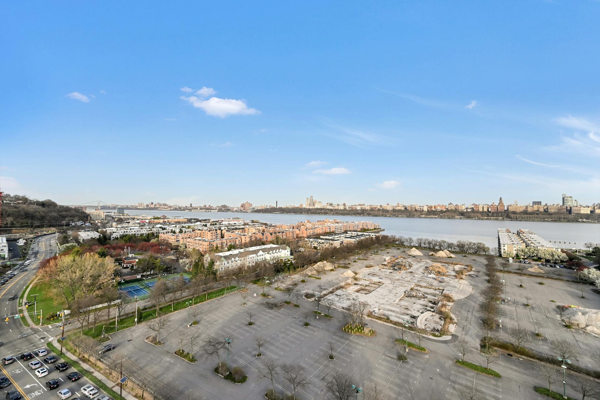 312 Hudson Park 