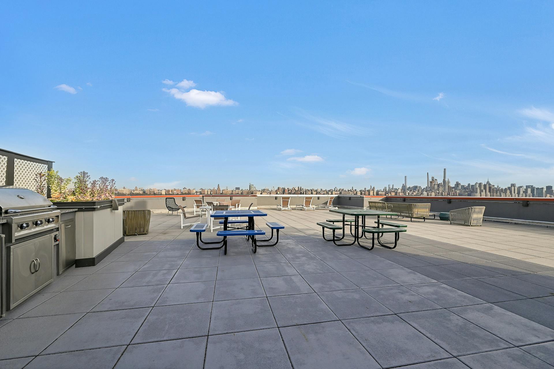 312 Hudson Park 
