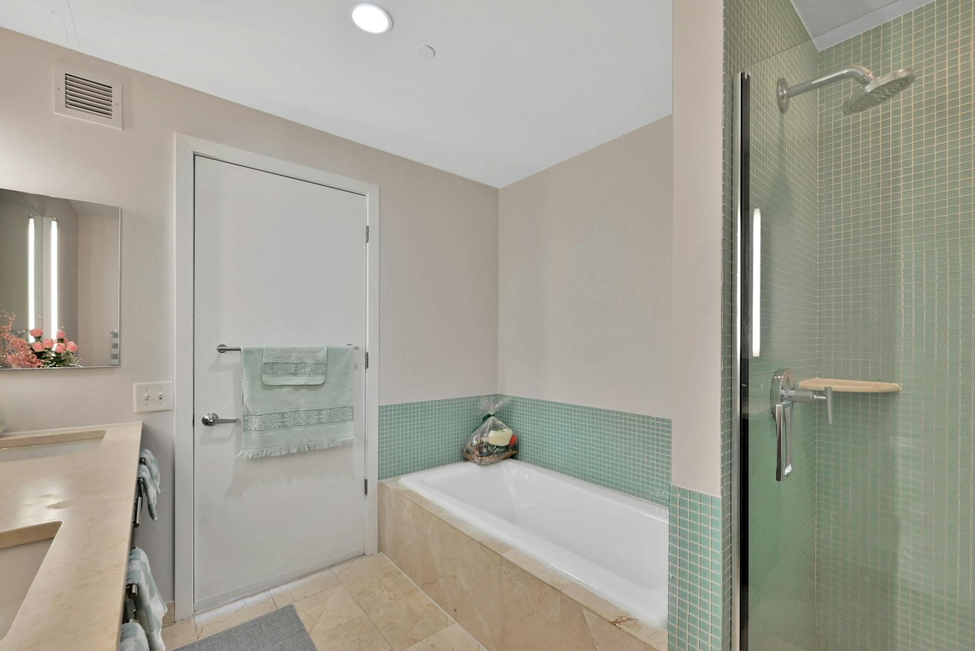 312 Hudson Park 