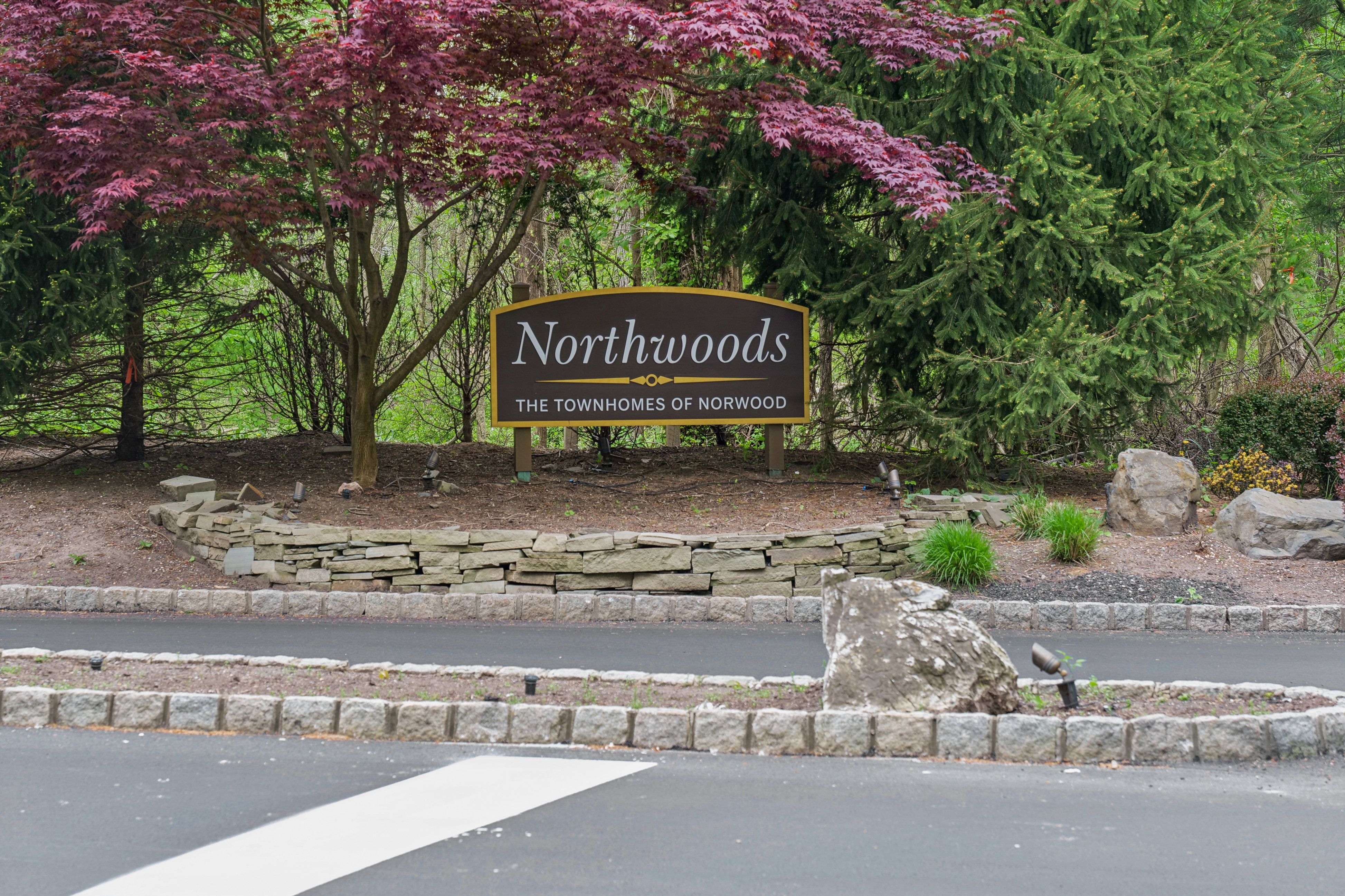 830 Hemlock Court 