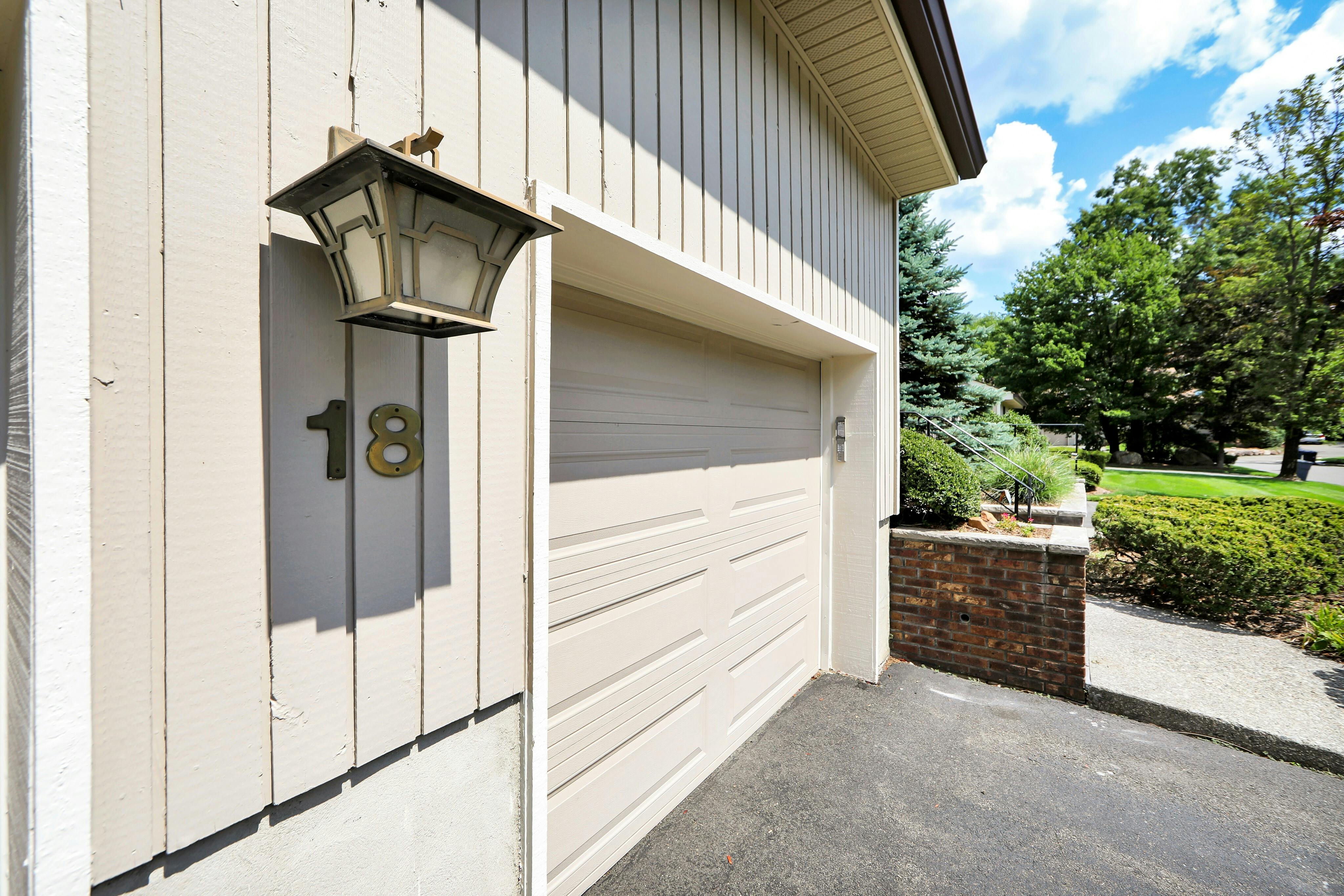 18 Bentley Drive 