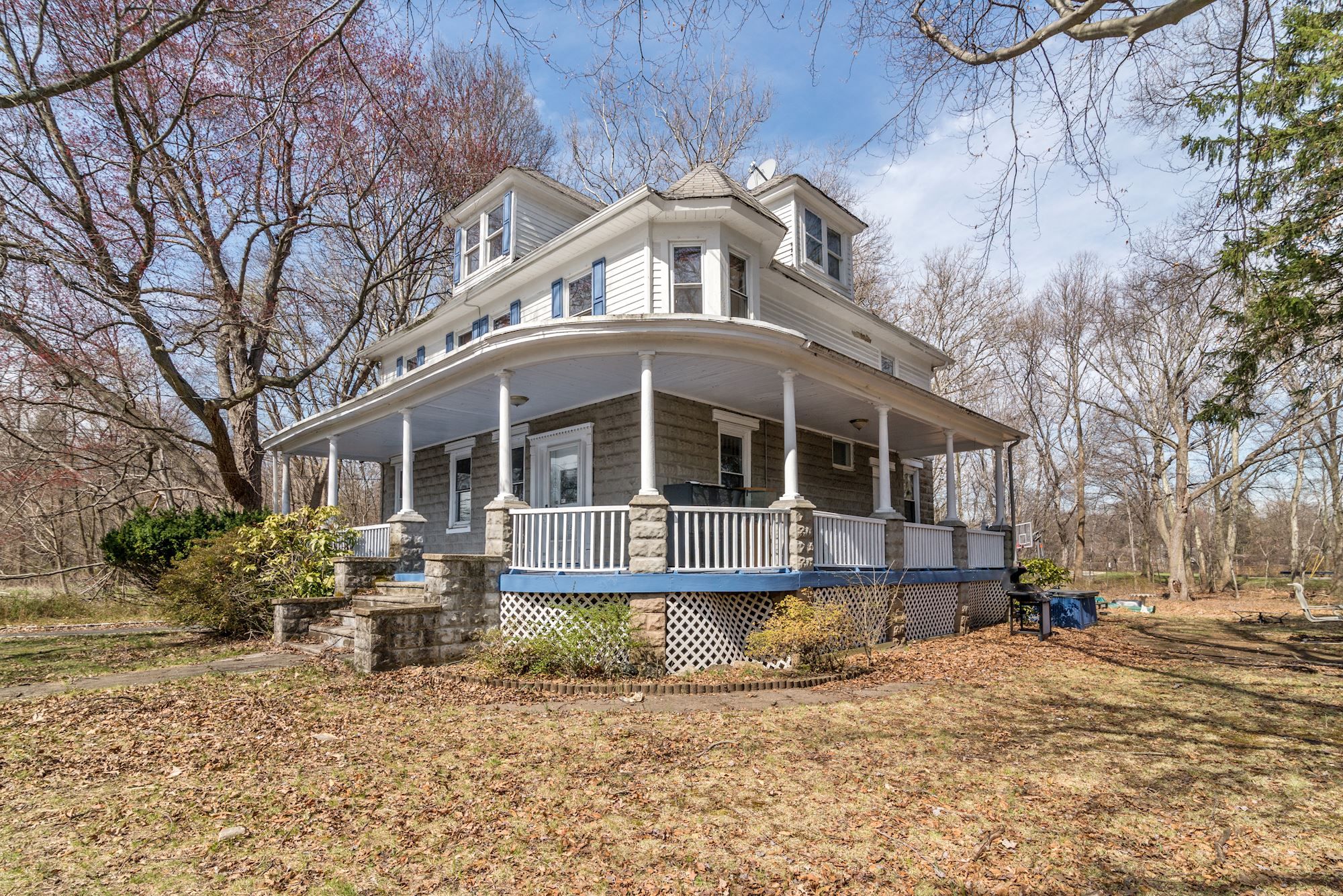 133 Grant Avenue 